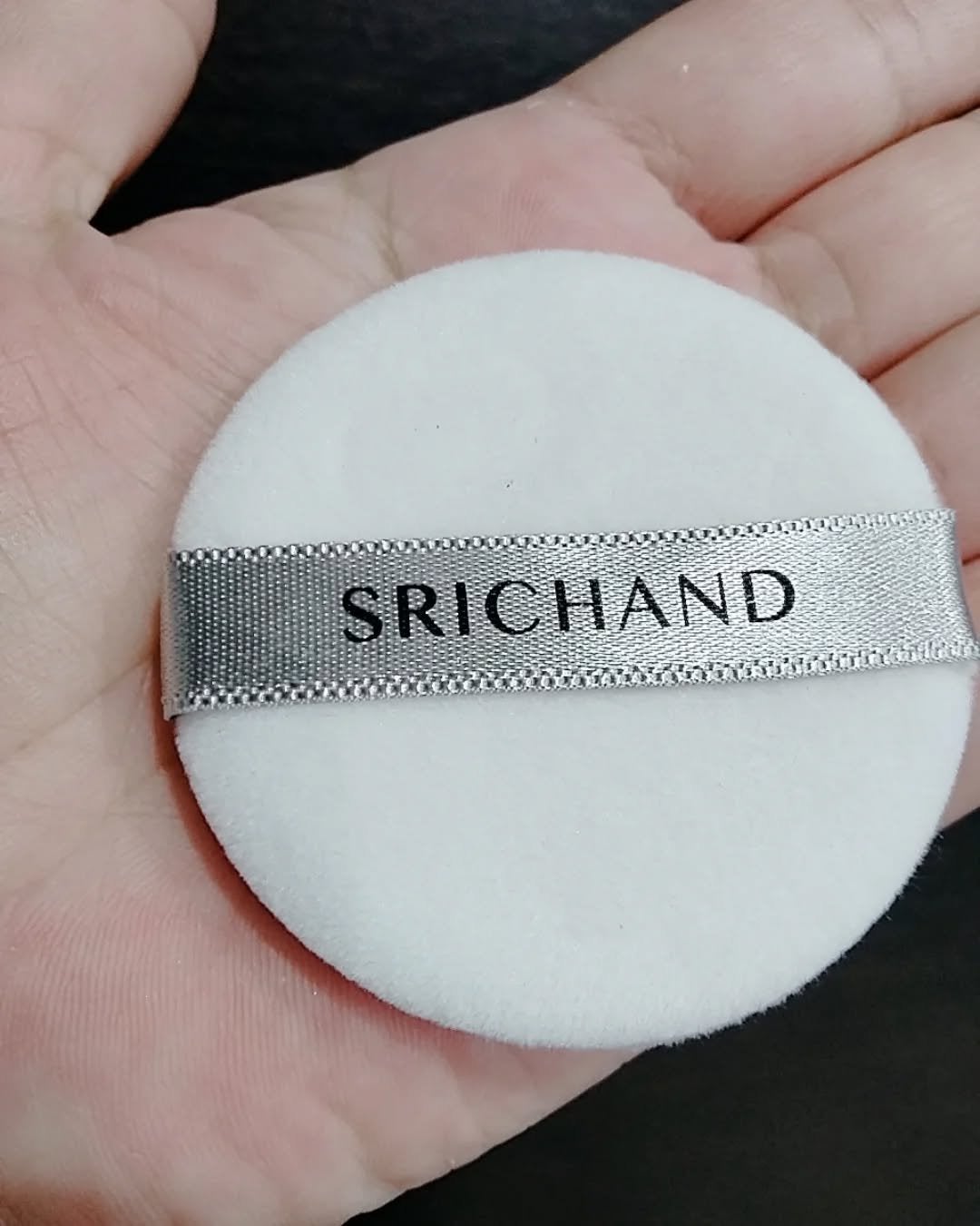 ブラックエディション オイルコントロールパウダー/SRICHAND/ルースパウダーを使ったクチコミ(6枚目)