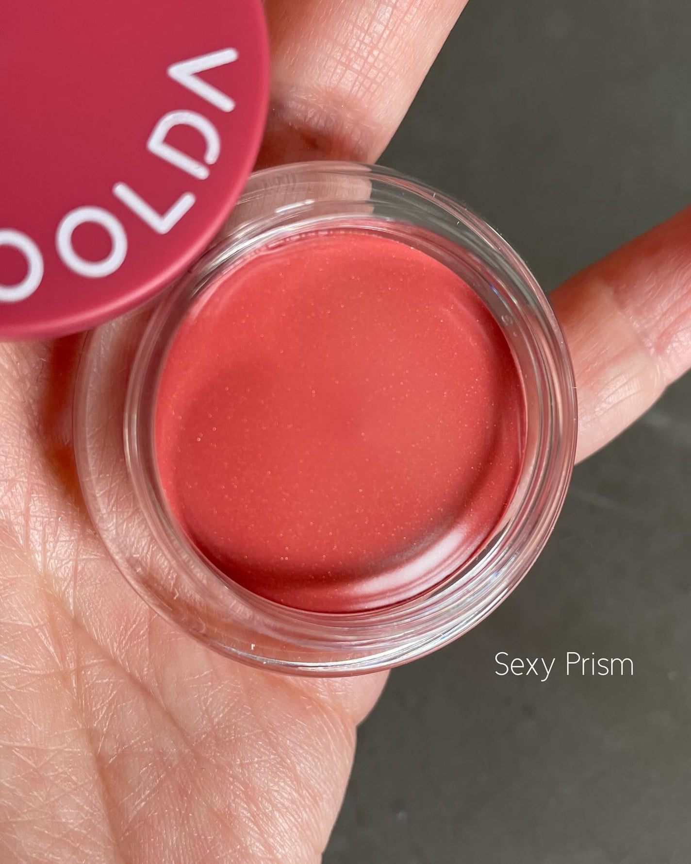 ena on LIPS 「◁他の韓国コスメ情報はMOOLDAのMOISTUREVEILM..」(5枚目)