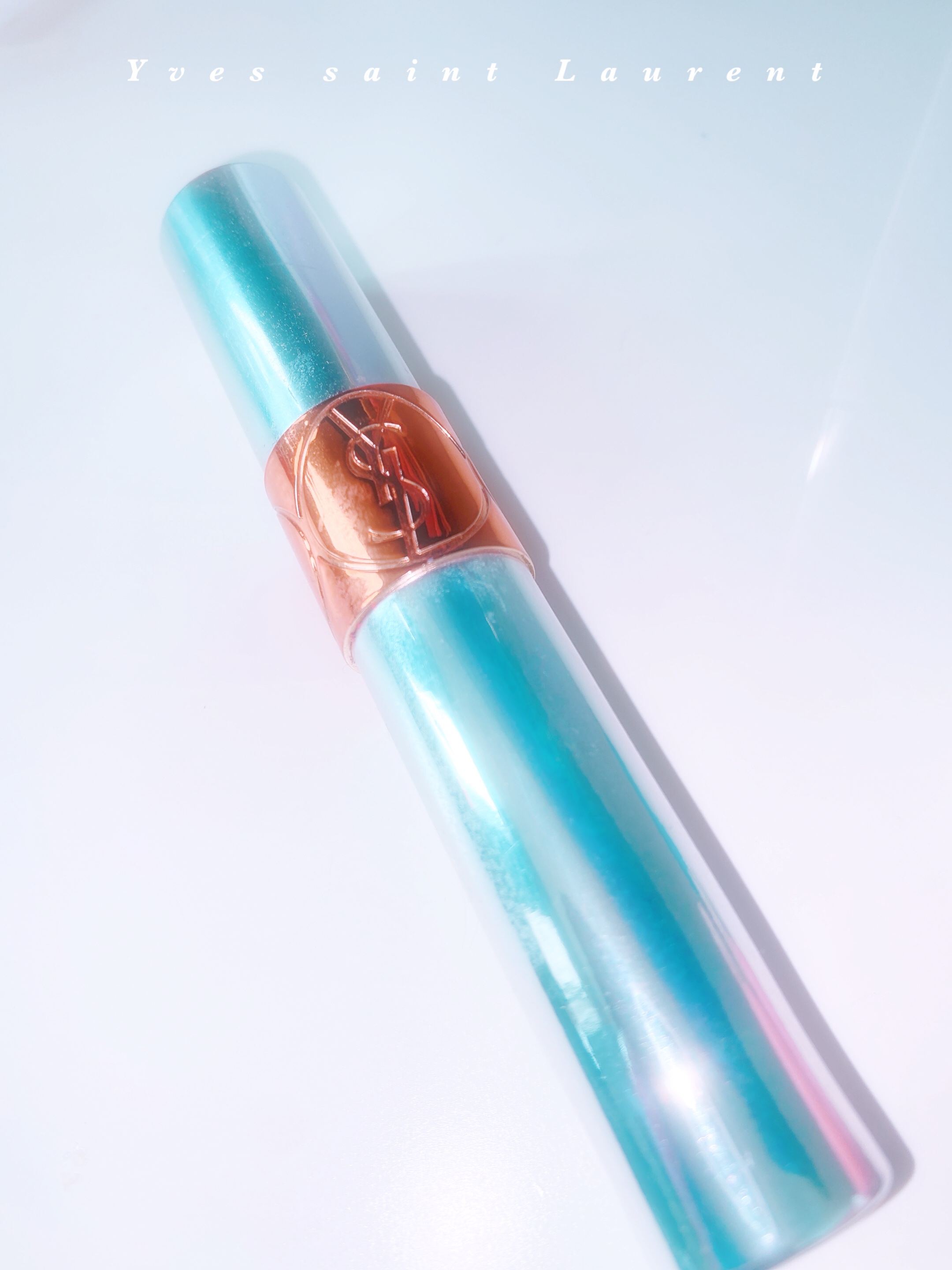 ヴォリュプテ ティントインオイル/YVES SAINT LAURENT BEAUTE/リップグロスを使ったクチコミ（1枚目）