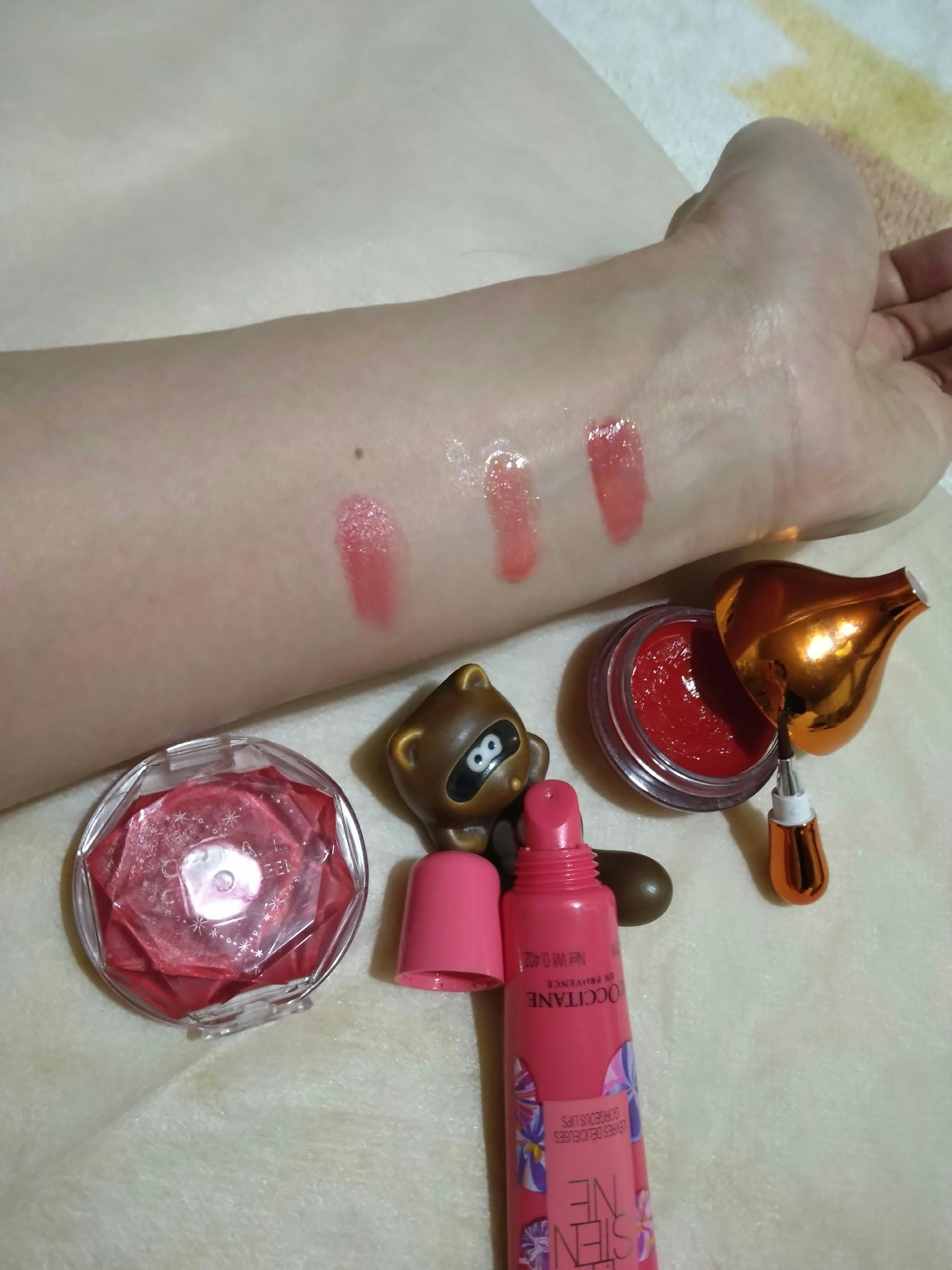 アルルジェンヌ リップシャイン/L'OCCITANE/リップグロスを使ったクチコミ（2枚目）