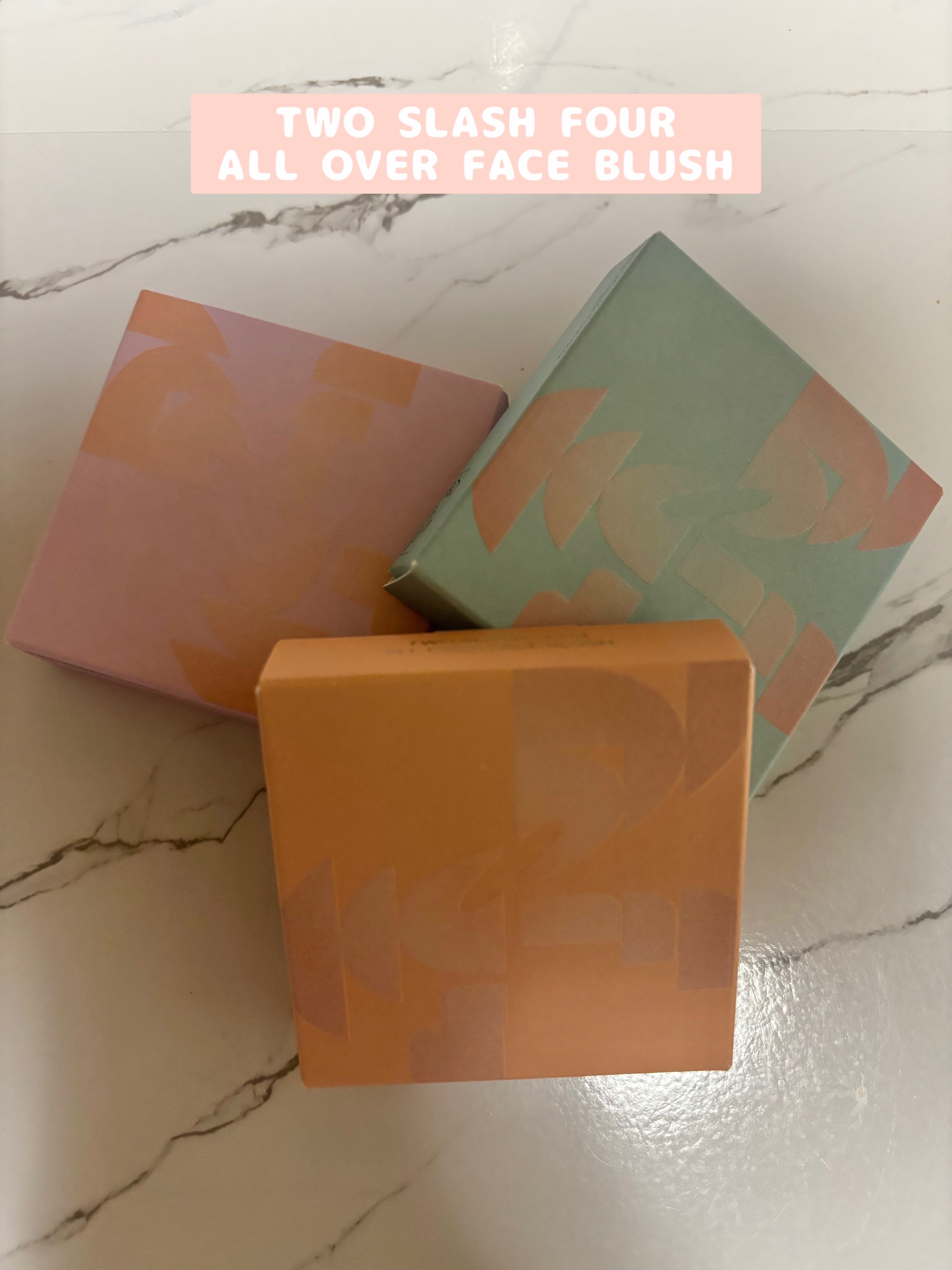 オールオーバーフェイスブラッシュ/TWO SLASH FOUR/パウダーチークを使ったクチコミ（1枚目）