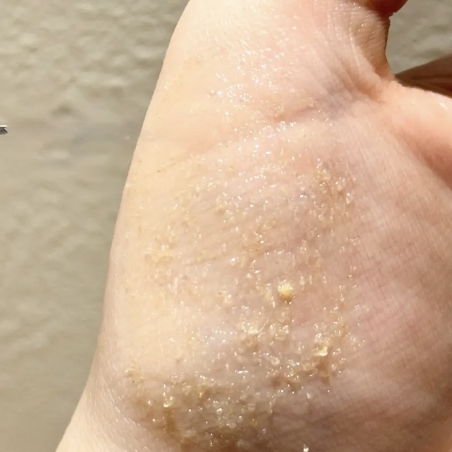 シェアロユー ヘッドスクラブ シトラス&ウッディの香り/shareloù/ヘッドスクラブを使ったクチコミ（2枚目）