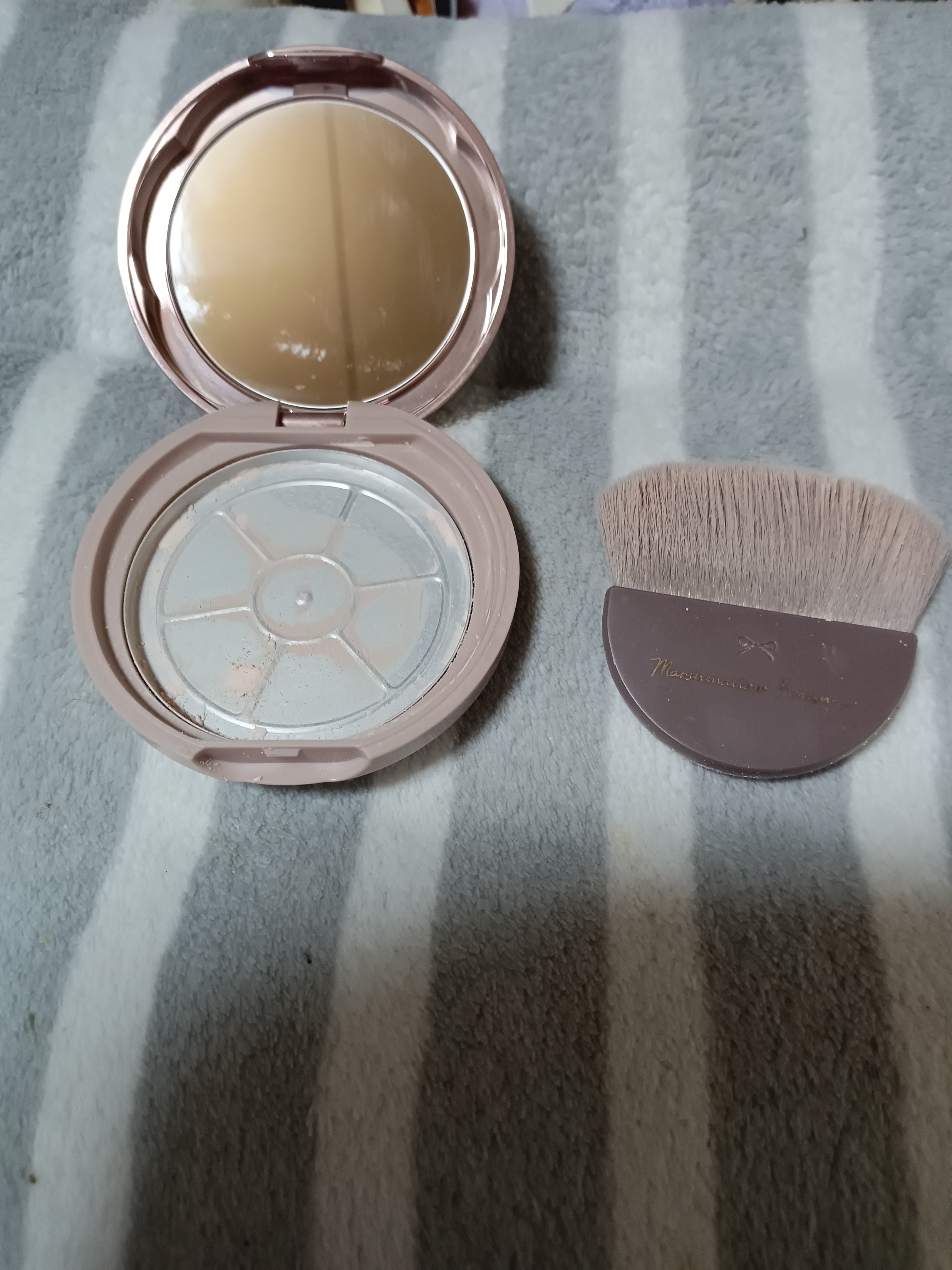 マシュマロフィニッシュパウダー/キャンメイク/プレストパウダーを使ったクチコミ（1枚目）