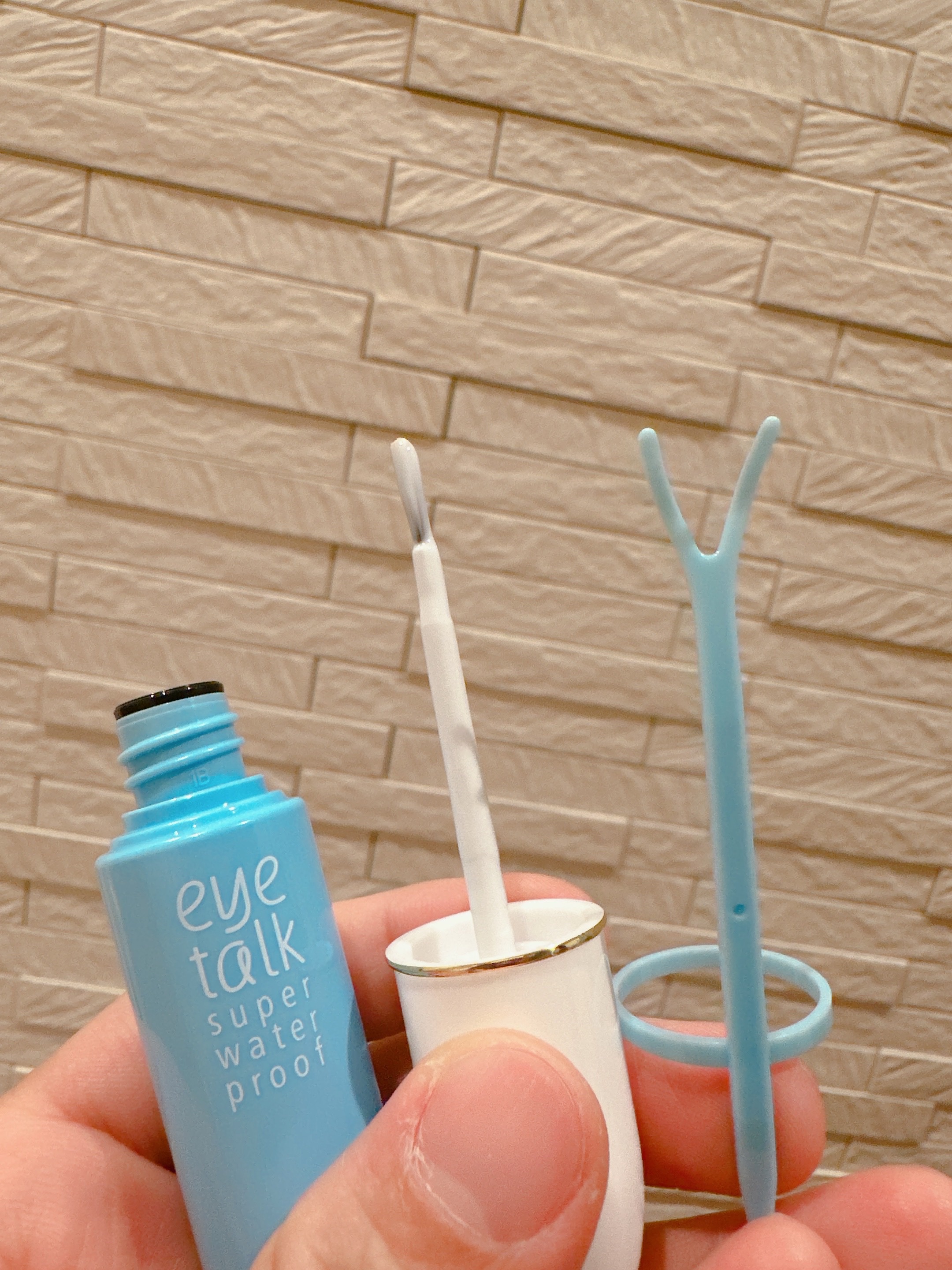 アイトーク スーパーウォータープルーフ/アイトーク/二重まぶた用アイテムを使ったクチコミ（2枚目）