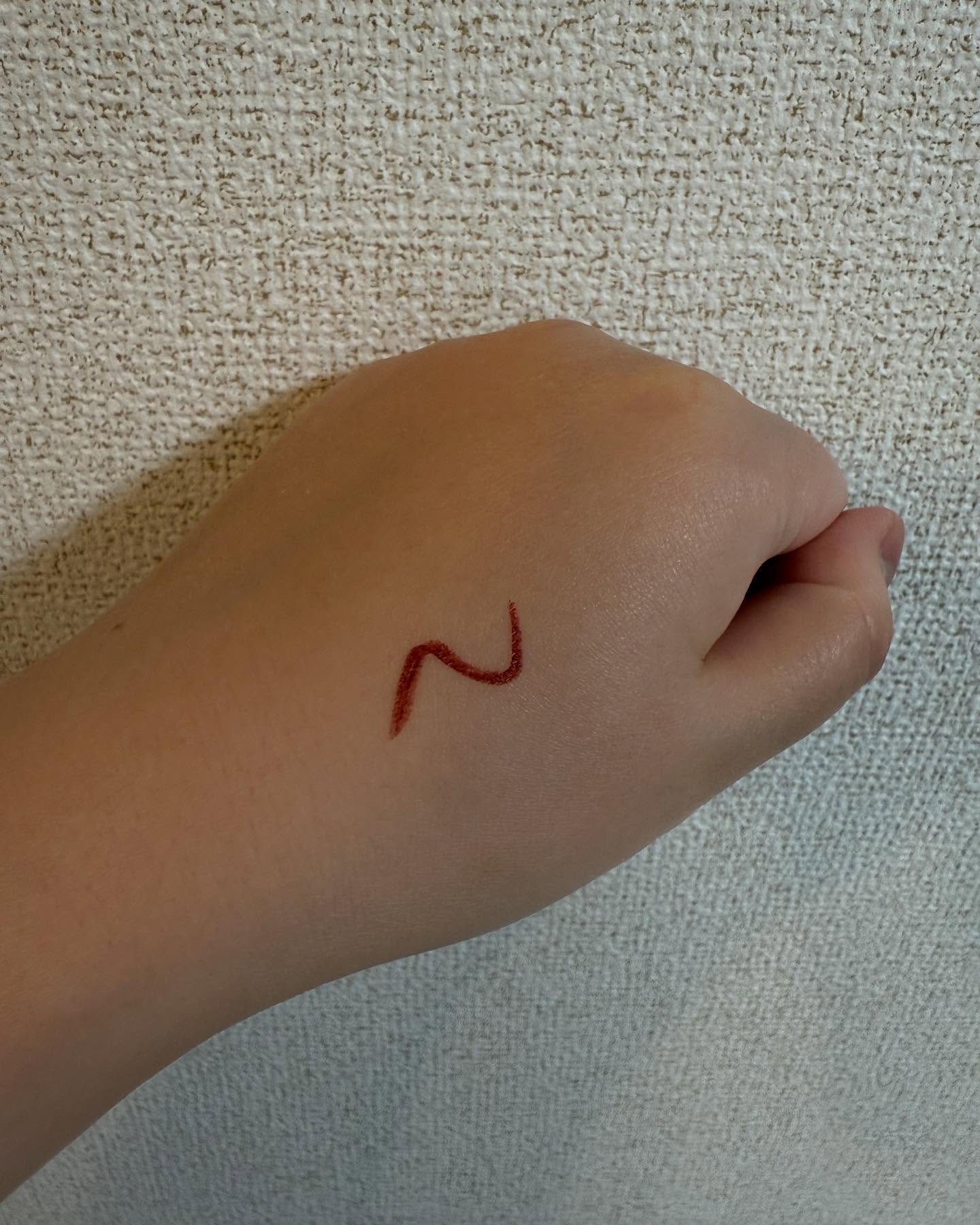 ニュアンスリキッドアイライナー/minum/リキッドアイライナーを使ったクチコミ（3枚目）