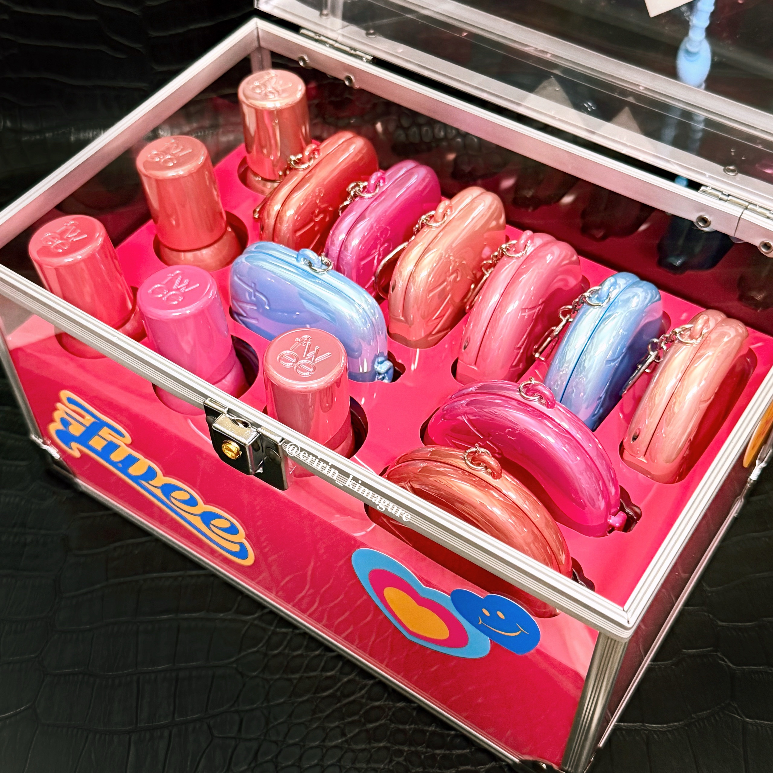 フィー 3Dボリューミンググロス/fwee/リップグロスを使ったクチコミ（2枚目）