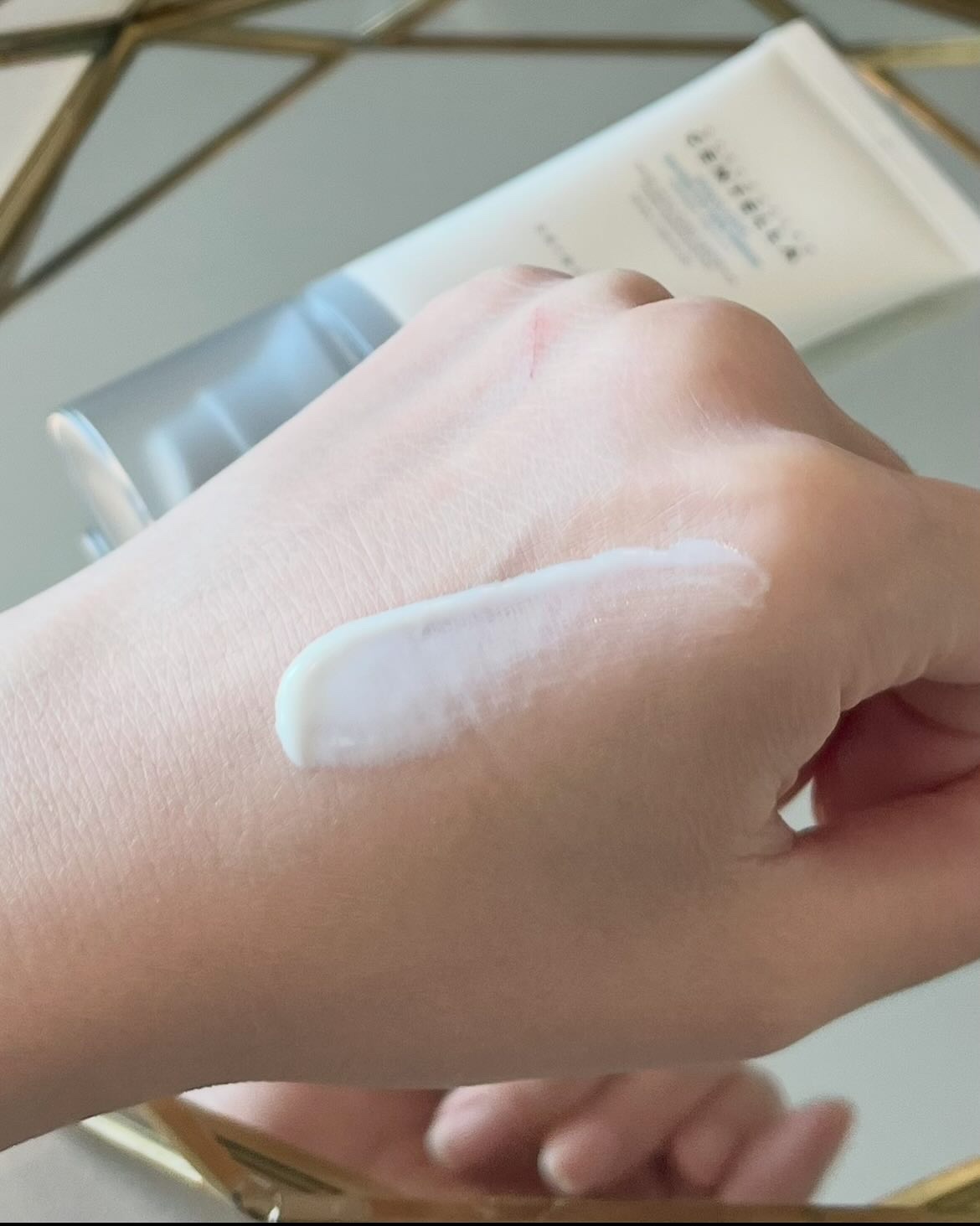 ヒアルーシカ ウォーターフィット サンセラム/SKIN1004/日焼け止めローションを使ったクチコミ（2枚目）