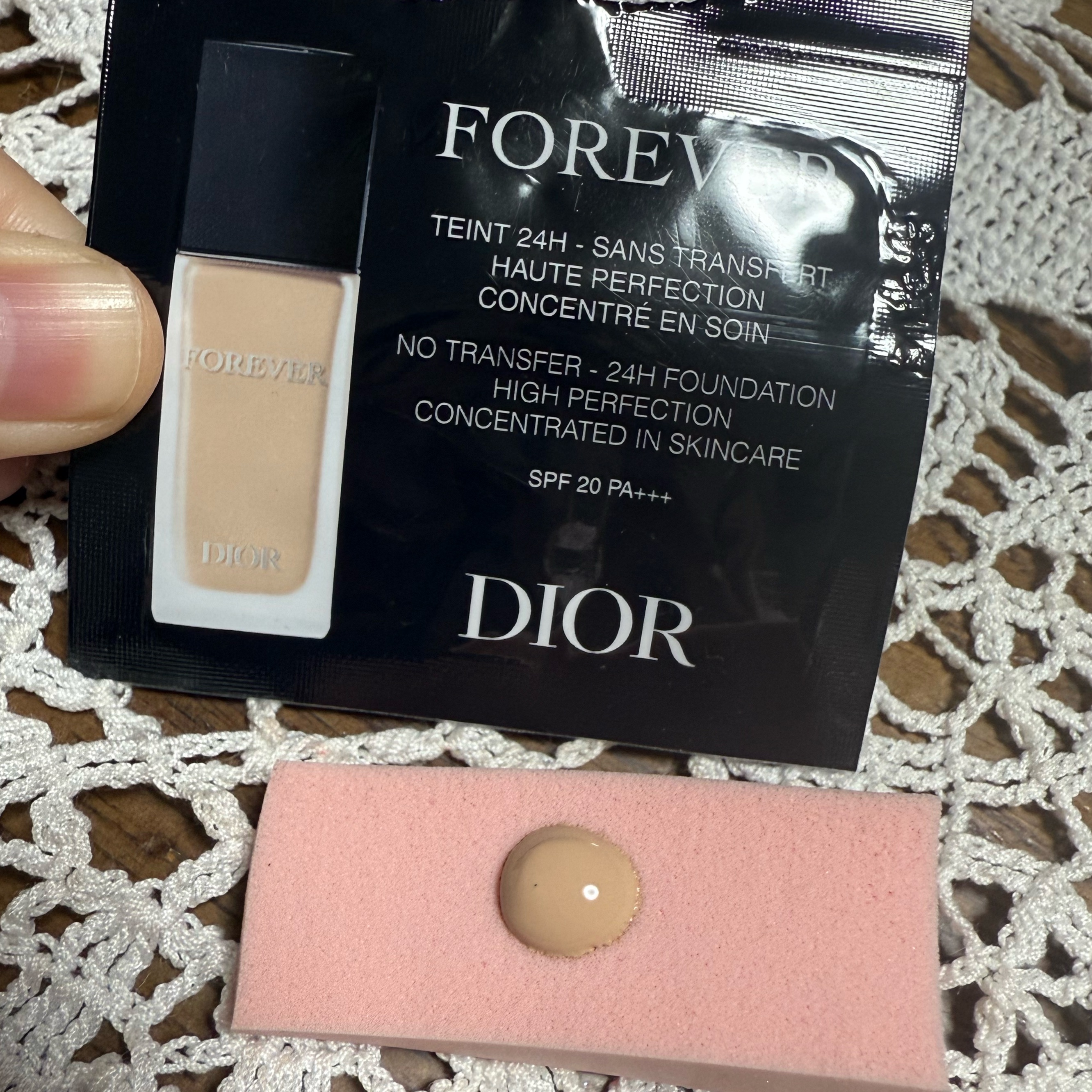 ディオールスキン フォーエヴァー フルイド マット/Dior/リキッドファンデーションを使ったクチコミ（2枚目）