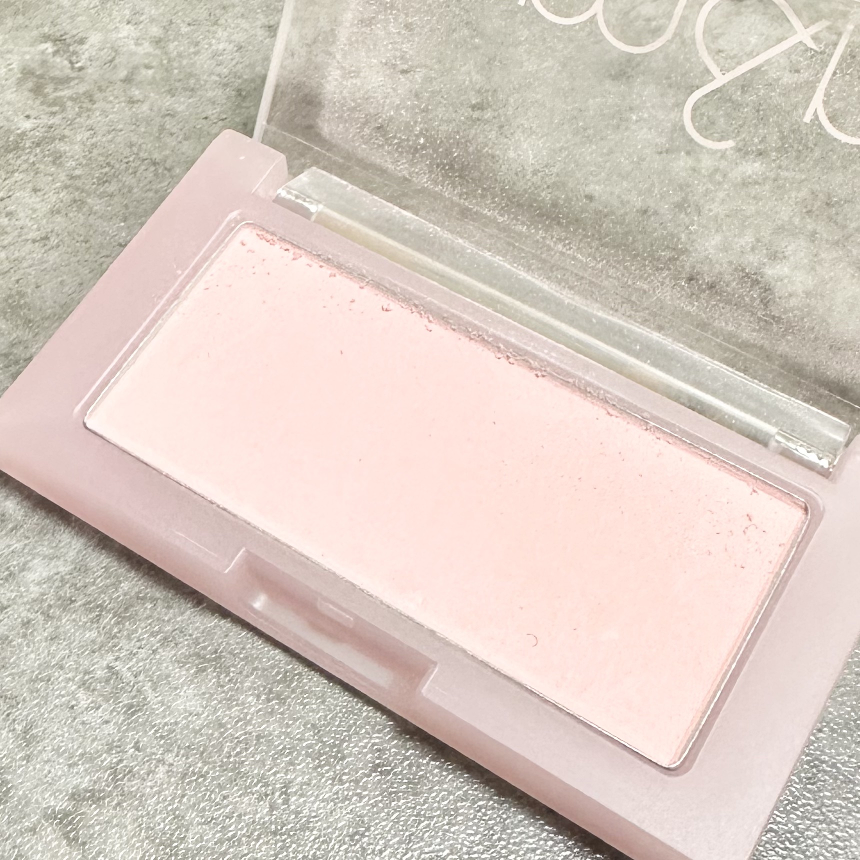 ベターザンチーク/rom&nd/パウダーチークを使ったクチコミ（2枚目）