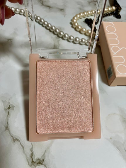 ヴェールライター 01 サンキスドベール(sun kissed veil)/rom&nd/パウダーハイライトを使ったクチコミ(2枚目)