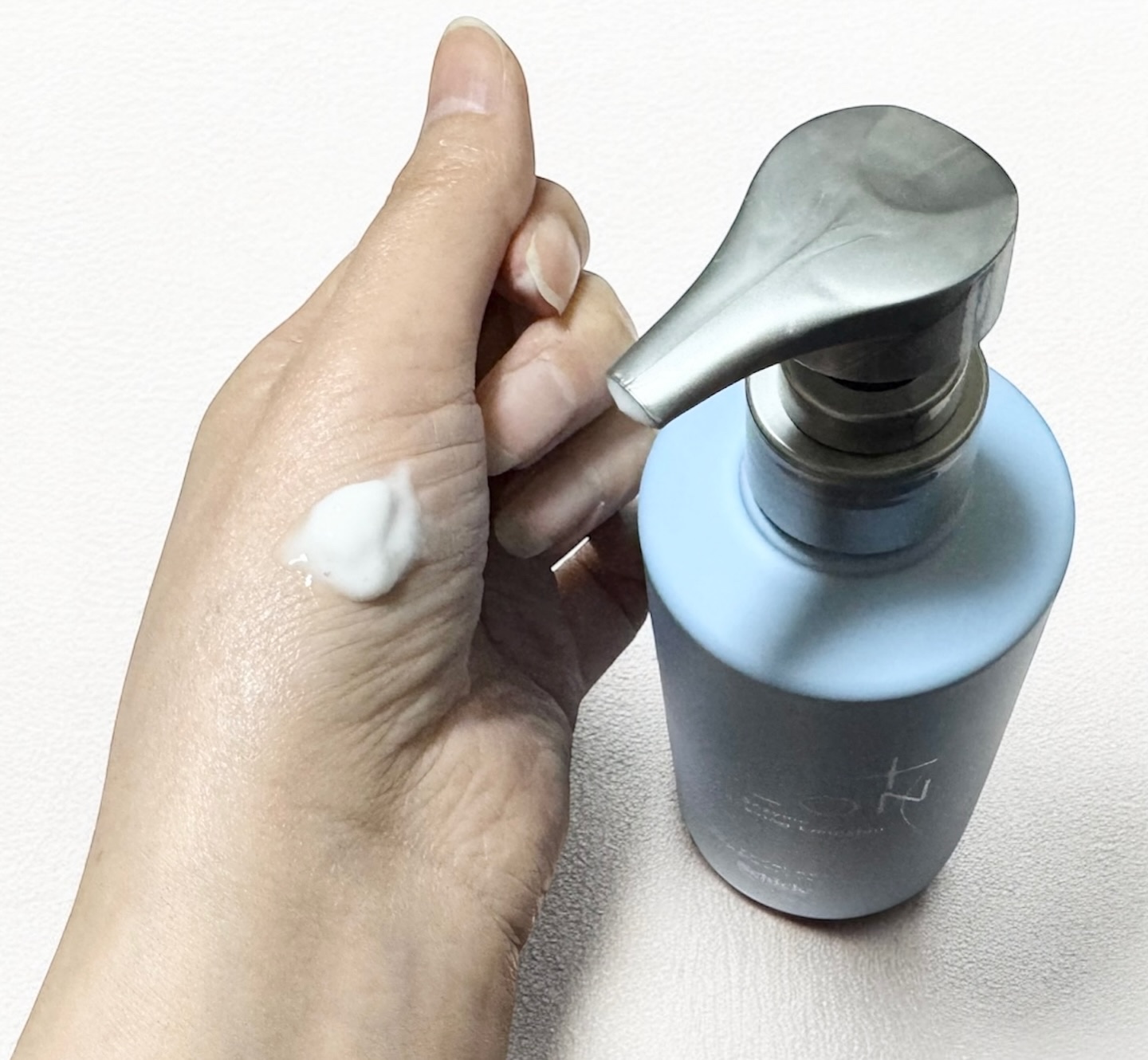 サロンプラス エンザイム ボディ シェービングエマルジョン/サロンプラス/ムダ毛ケアを使ったクチコミ（2枚目）