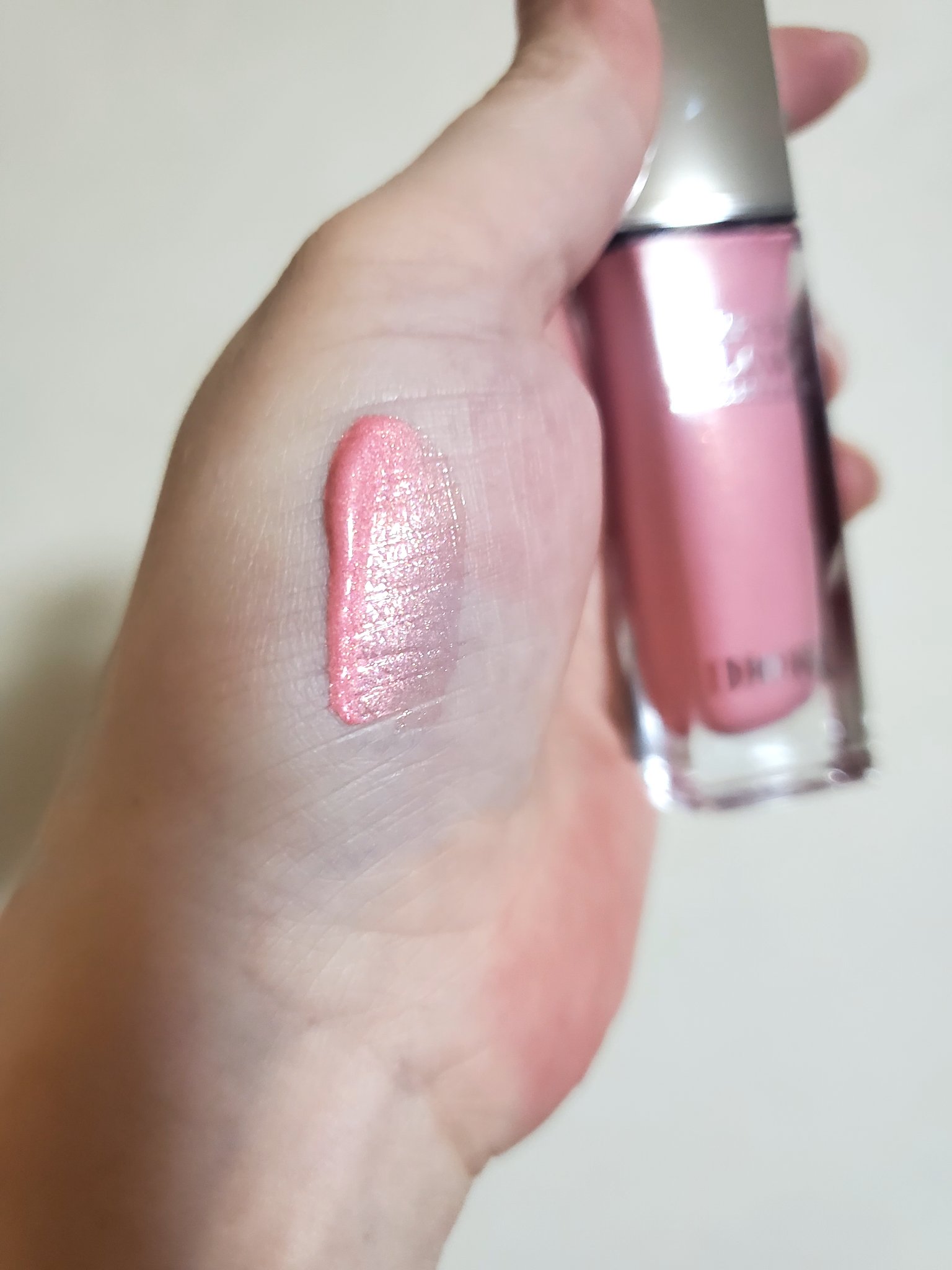 ディオールスキン フォーエヴァー グロウ マキシマイザー 212 チュチュ/Dior/ハイライトを使ったクチコミ（2枚目）