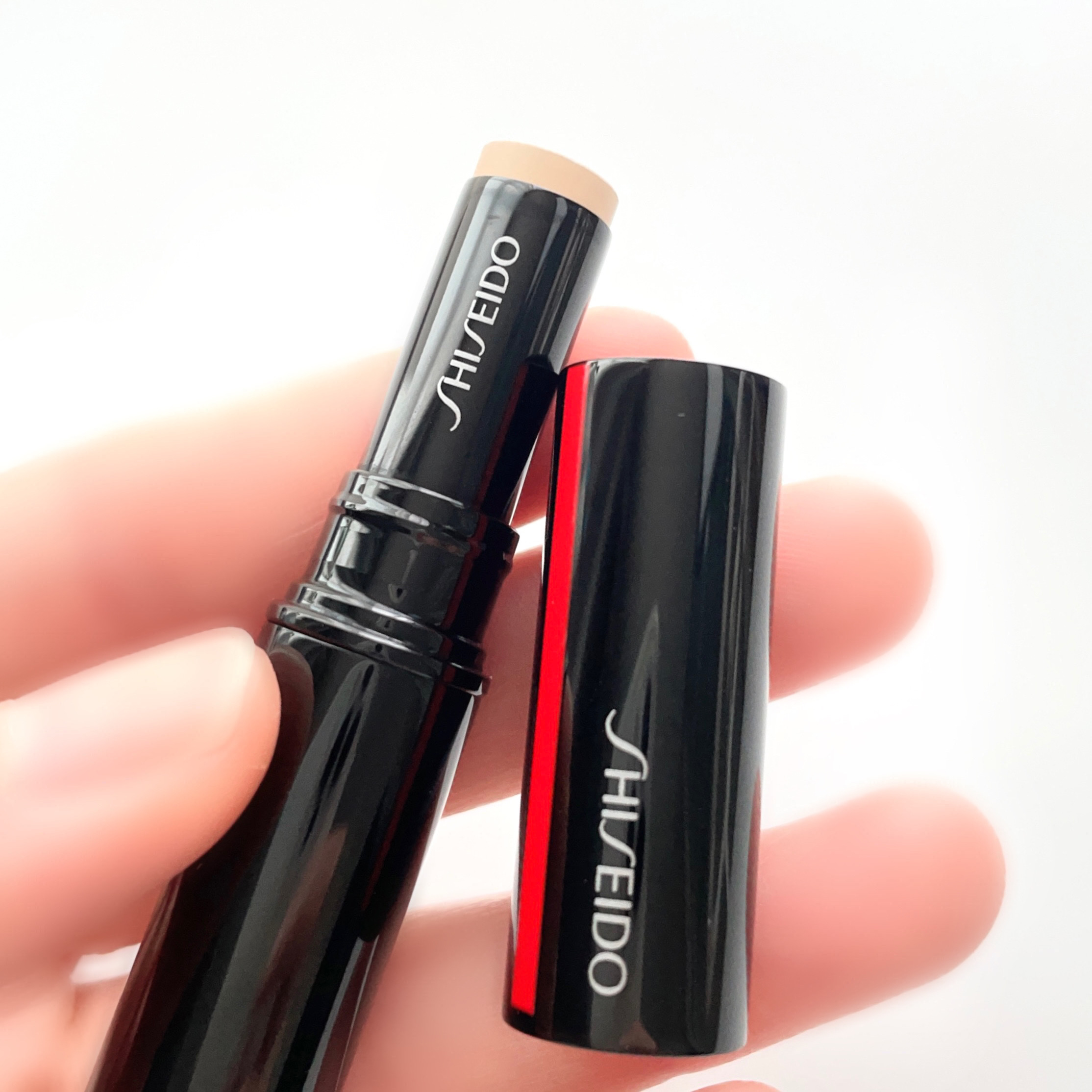 エッセンス スキングロウ ファンデーション/SHISEIDO/リキッドファンデーションを使ったクチコミ（1枚目）