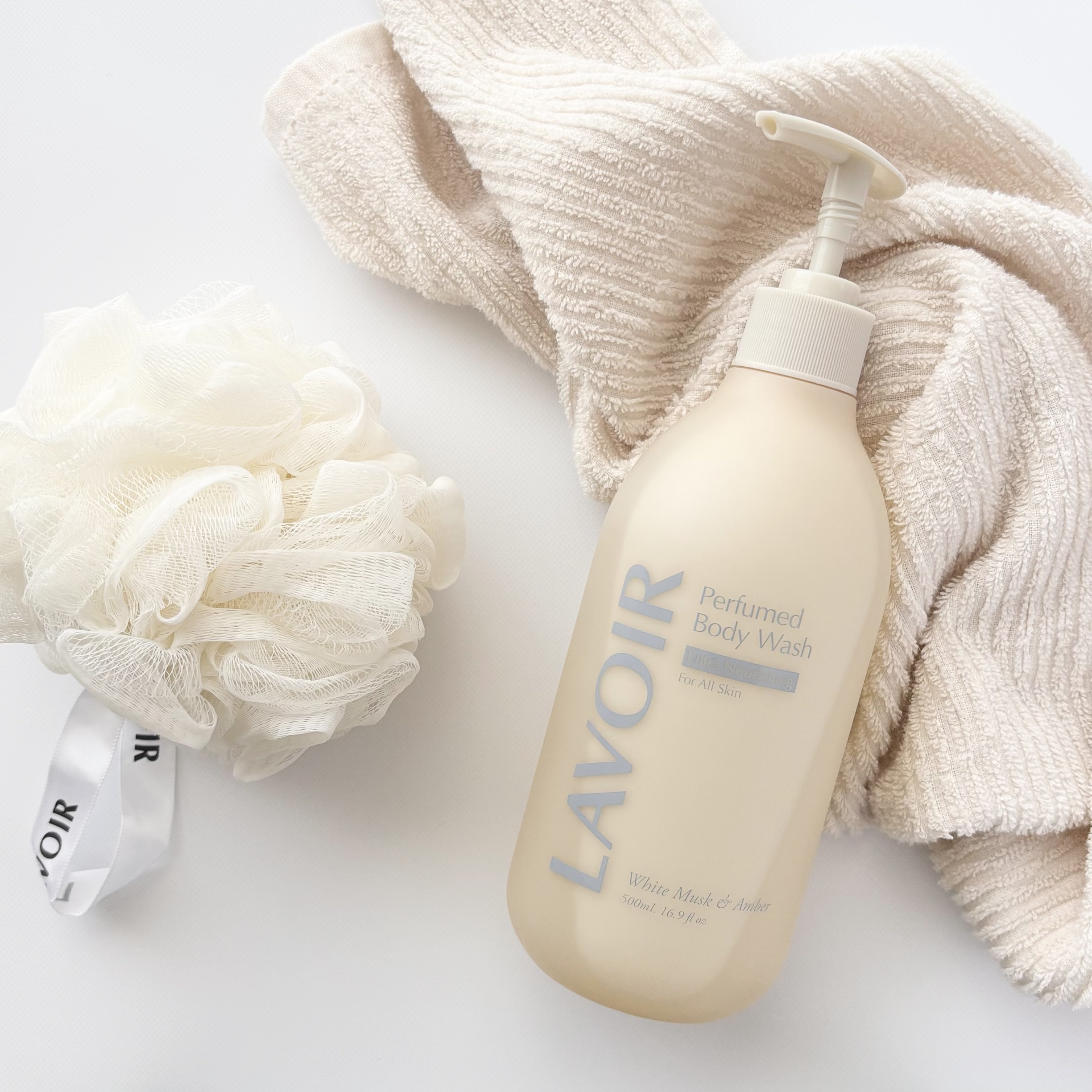 パフューム ボディウォッシュ ホワイトムスク&アンバー/LAVOIR/ボディソープを使ったクチコミ（1枚目）
