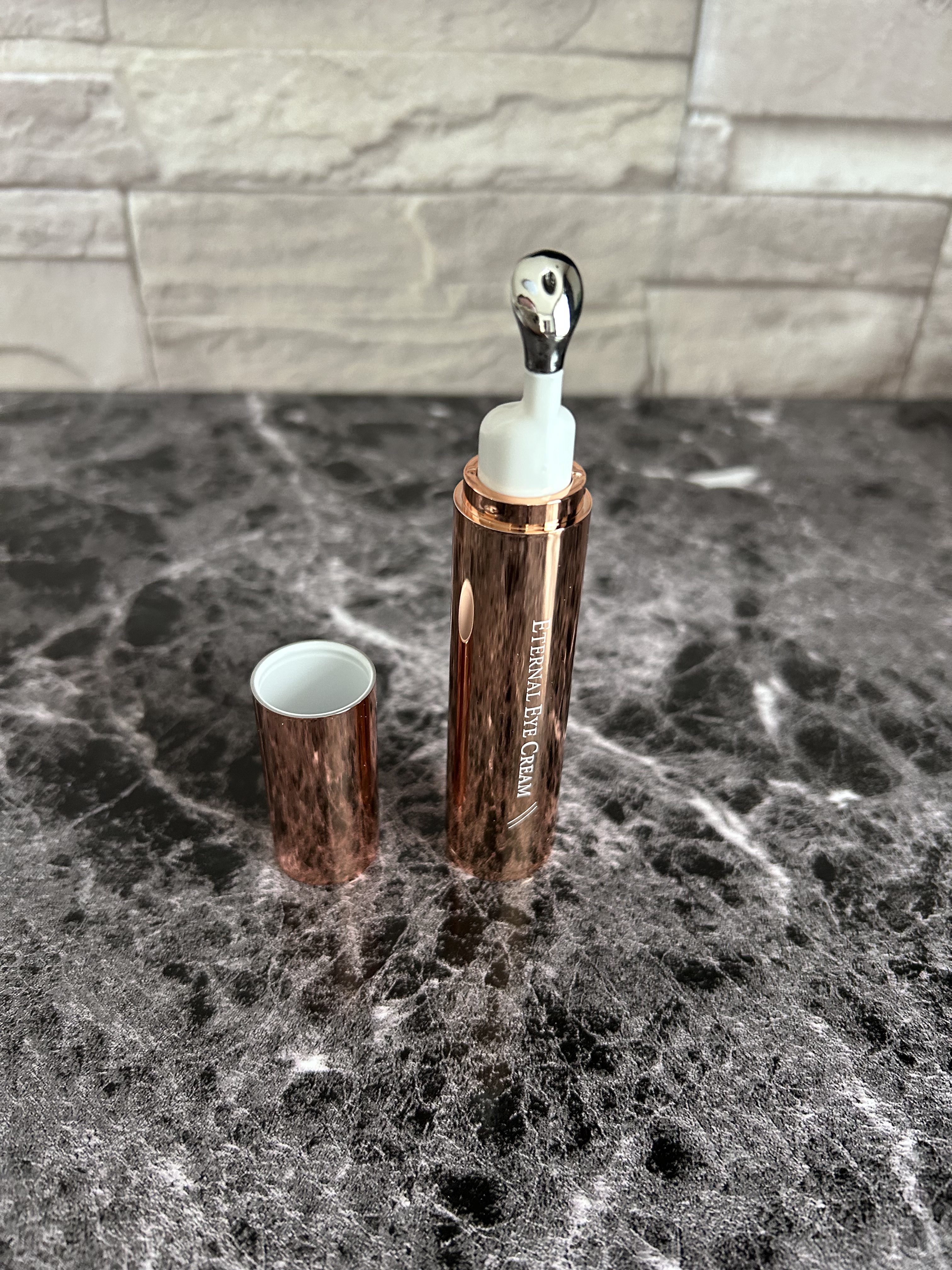 エターナルアイクリーム/リュバンブラン/アイケア・アイクリームを使ったクチコミ（2枚目）