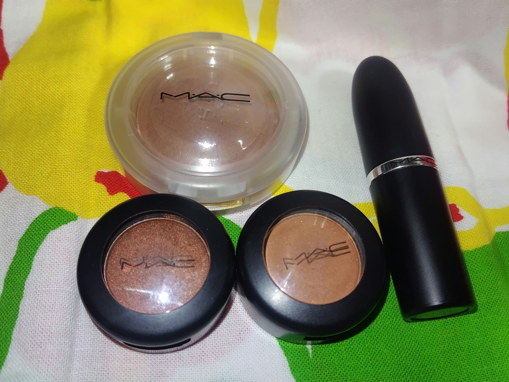 グロープレイ クッショニー ブラッシュ/M・A・C/ジェル・クリームチークを使ったクチコミ（1枚目）