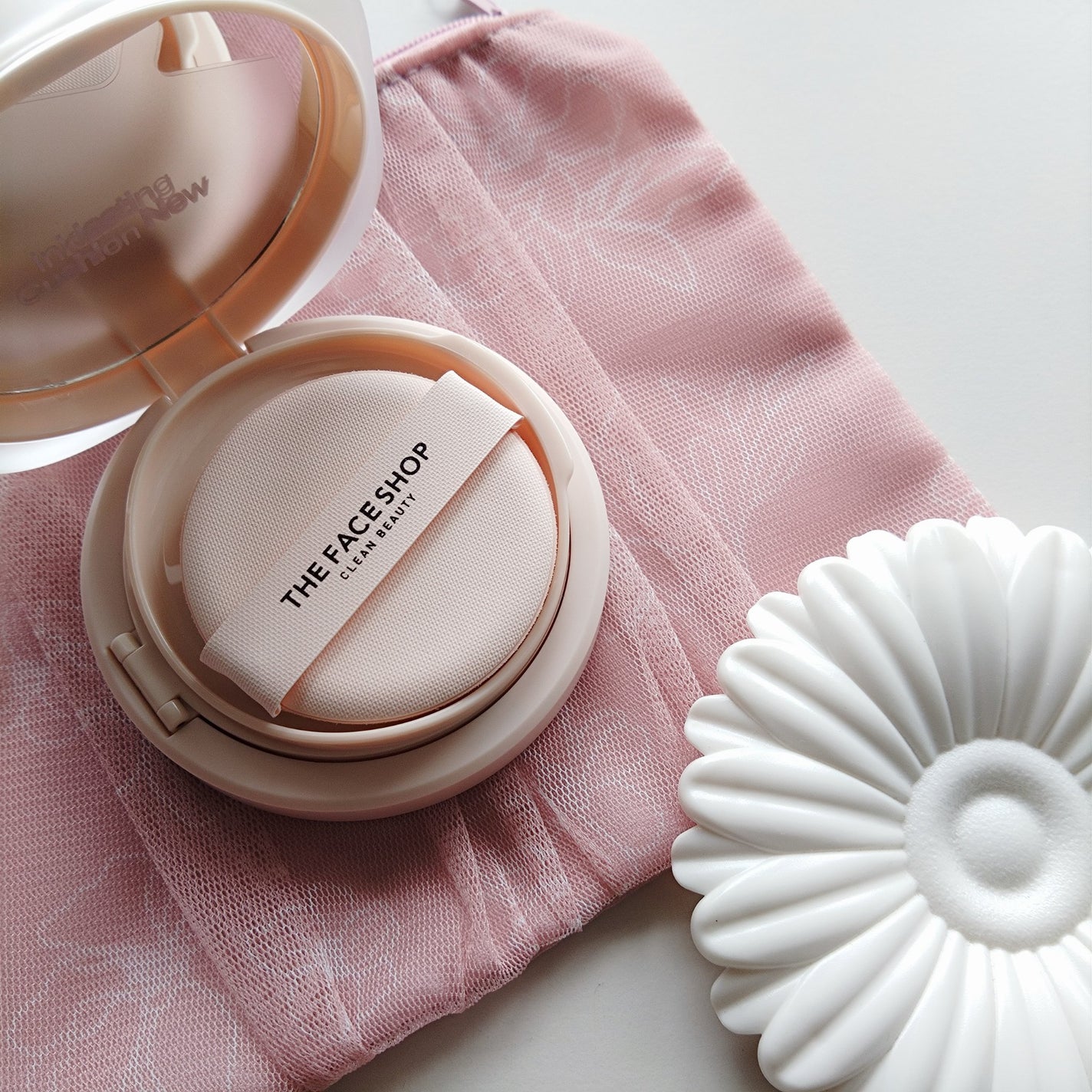 インクラスティングクッションファンデーション/THE FACE SHOP/クッションファンデーションを使ったクチコミ(4枚目)