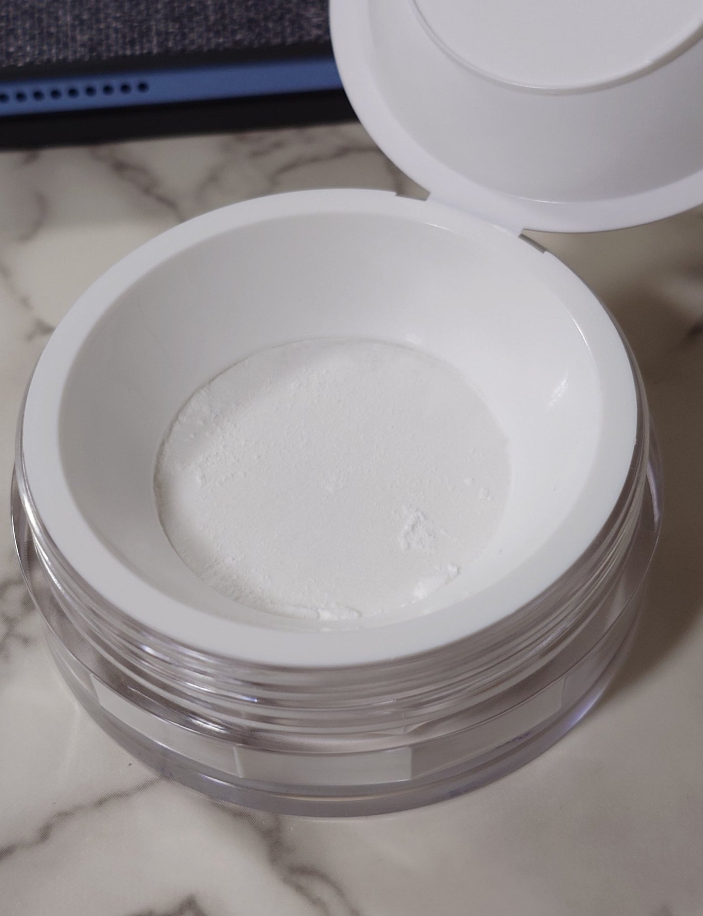 トランスルーセントセットフィニッシングパウダー/TFIT/ルースパウダーを使ったクチコミ(3枚目)