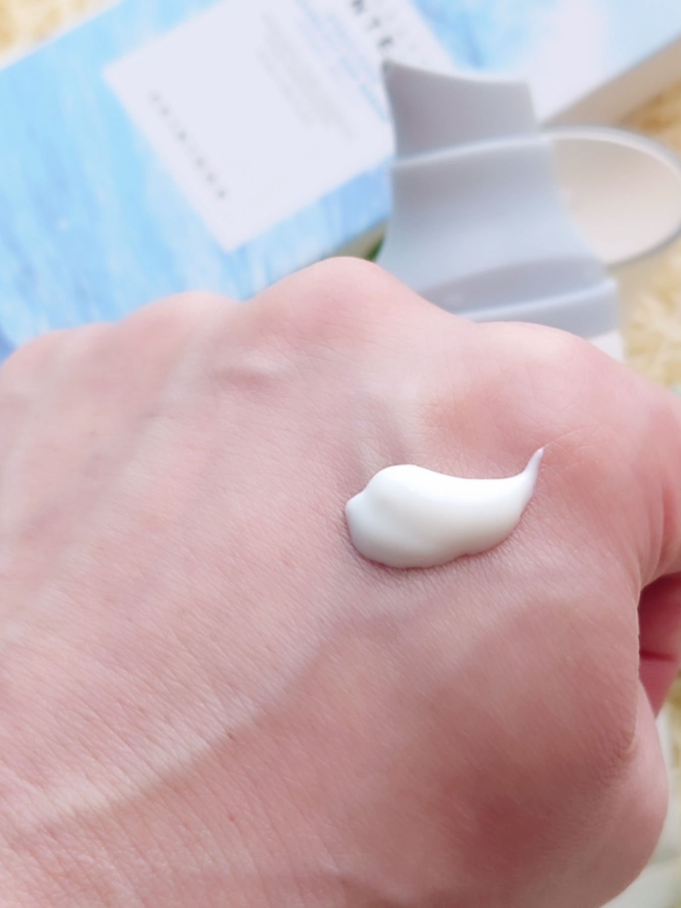 ヒアルーシカ ウォーターフィット サンセラム/SKIN1004/日焼け止めローションを使ったクチコミ（3枚目）