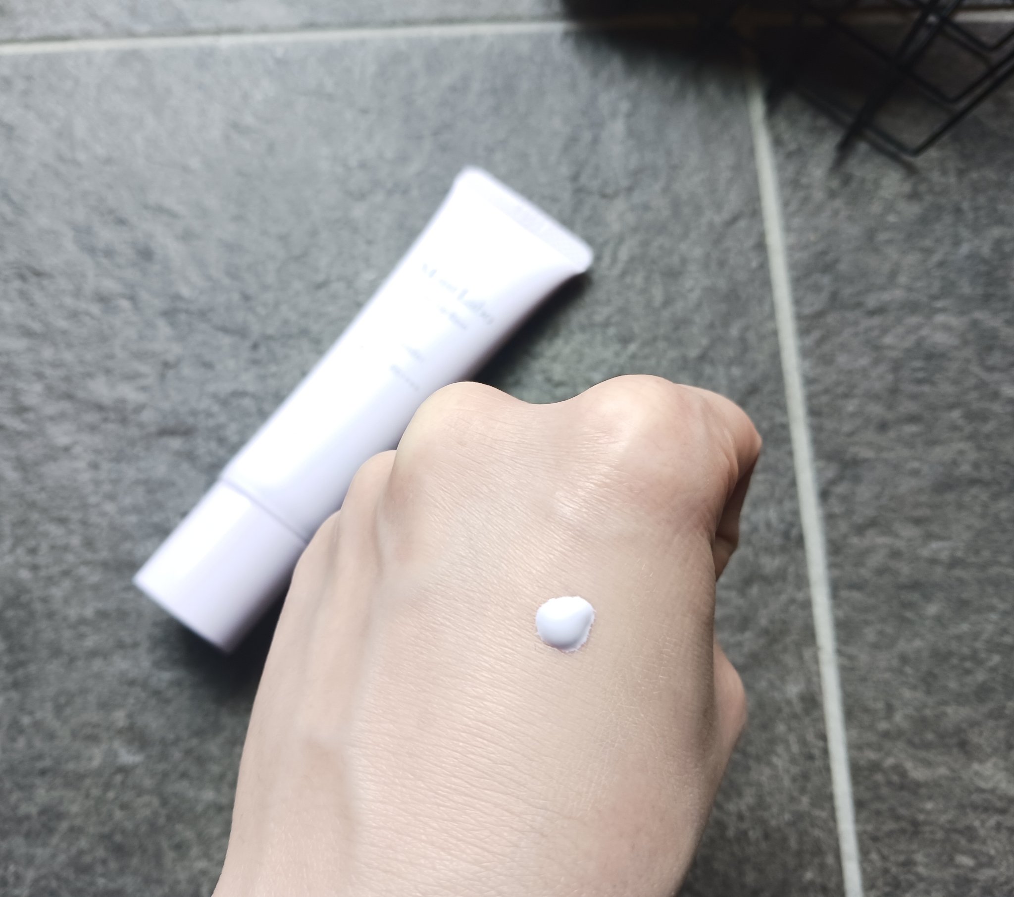 モイストラボ　トーンアップ下地/Moist Labo/化粧下地を使ったクチコミ（3枚目）