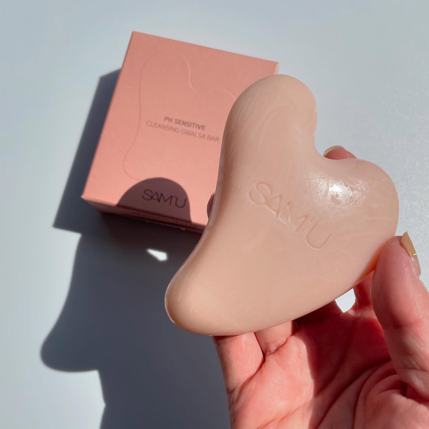 センシティブリップバーム キンモクセイ/SAM'U/リップバームを使ったクチコミ（2枚目）