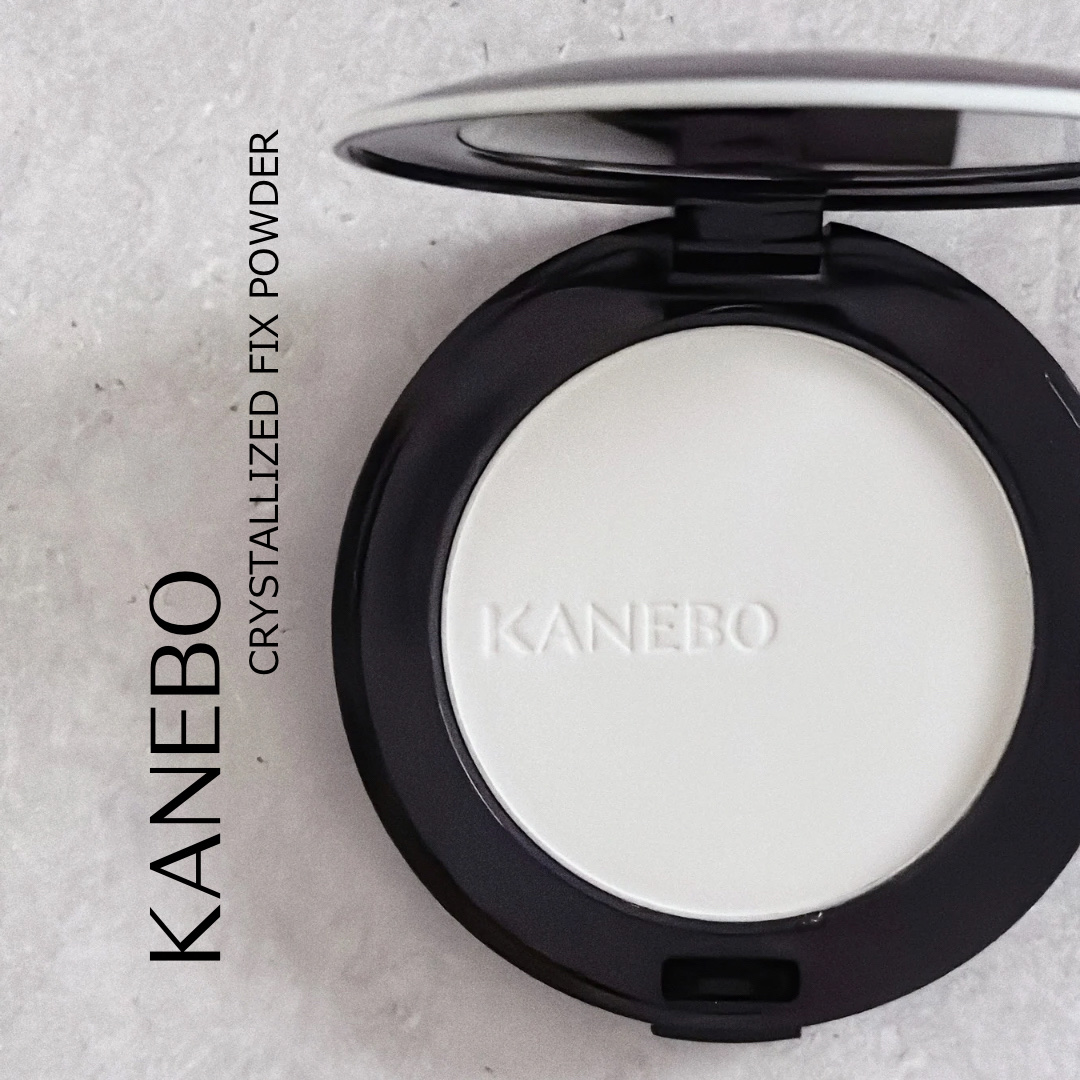 カネボウ　クリスタライズドフィックスパウダー/KANEBO/プレストパウダーを使ったクチコミ（1枚目）