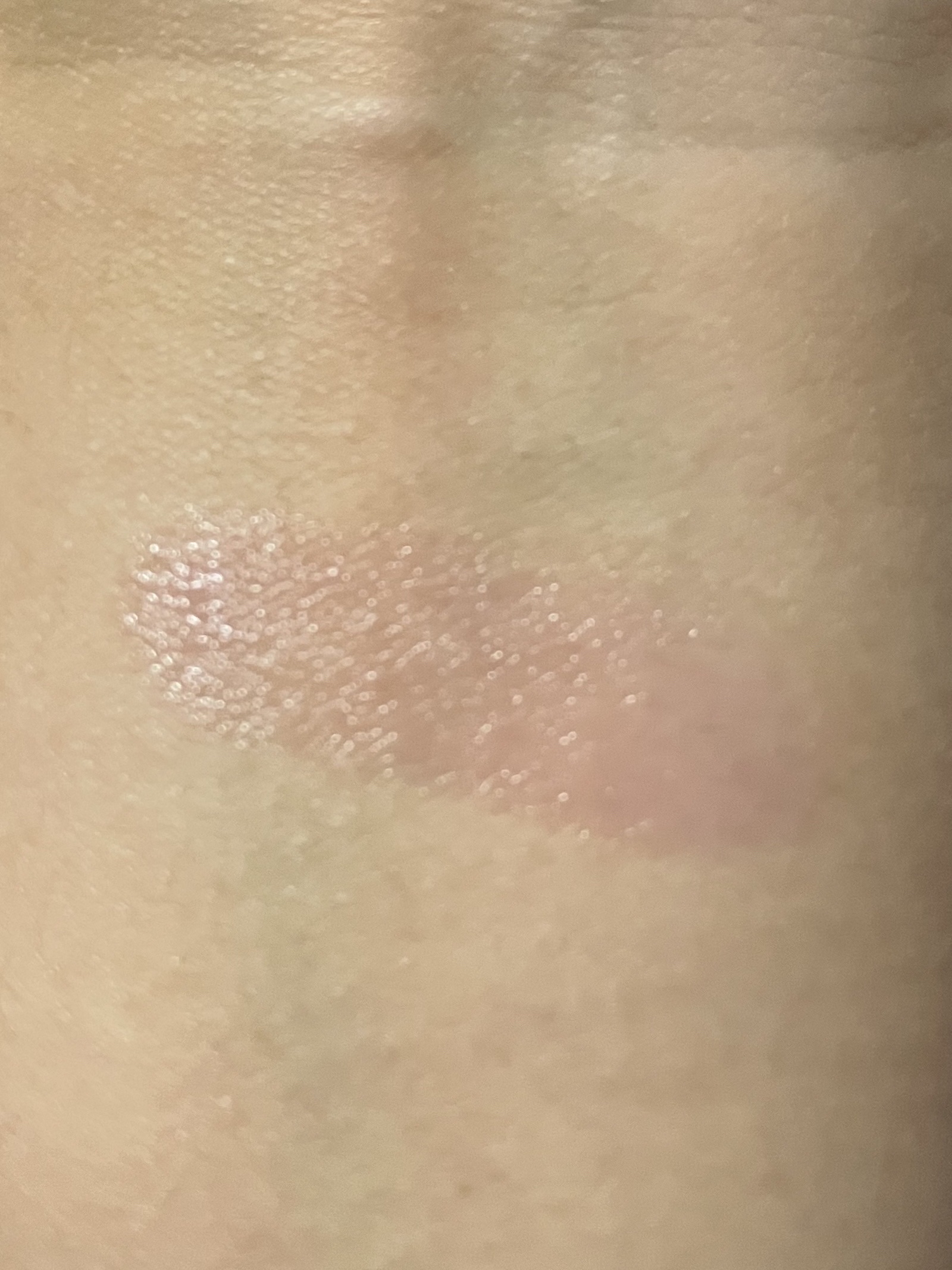 YSLラブシャイン キャンディ グロウ バーム/YVES SAINT LAURENT BEAUTE/口紅を使ったクチコミ（3枚目）