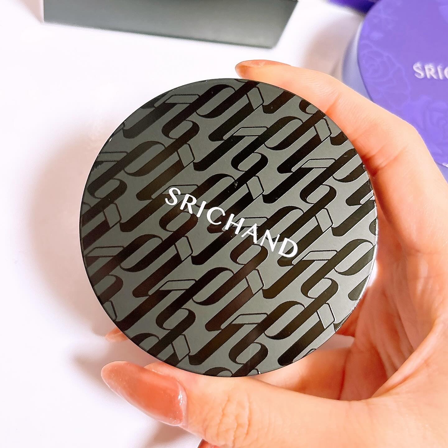 ブラックエディション オイルコントロールパウダー/SRICHAND/ルースパウダーを使ったクチコミ（2枚目）