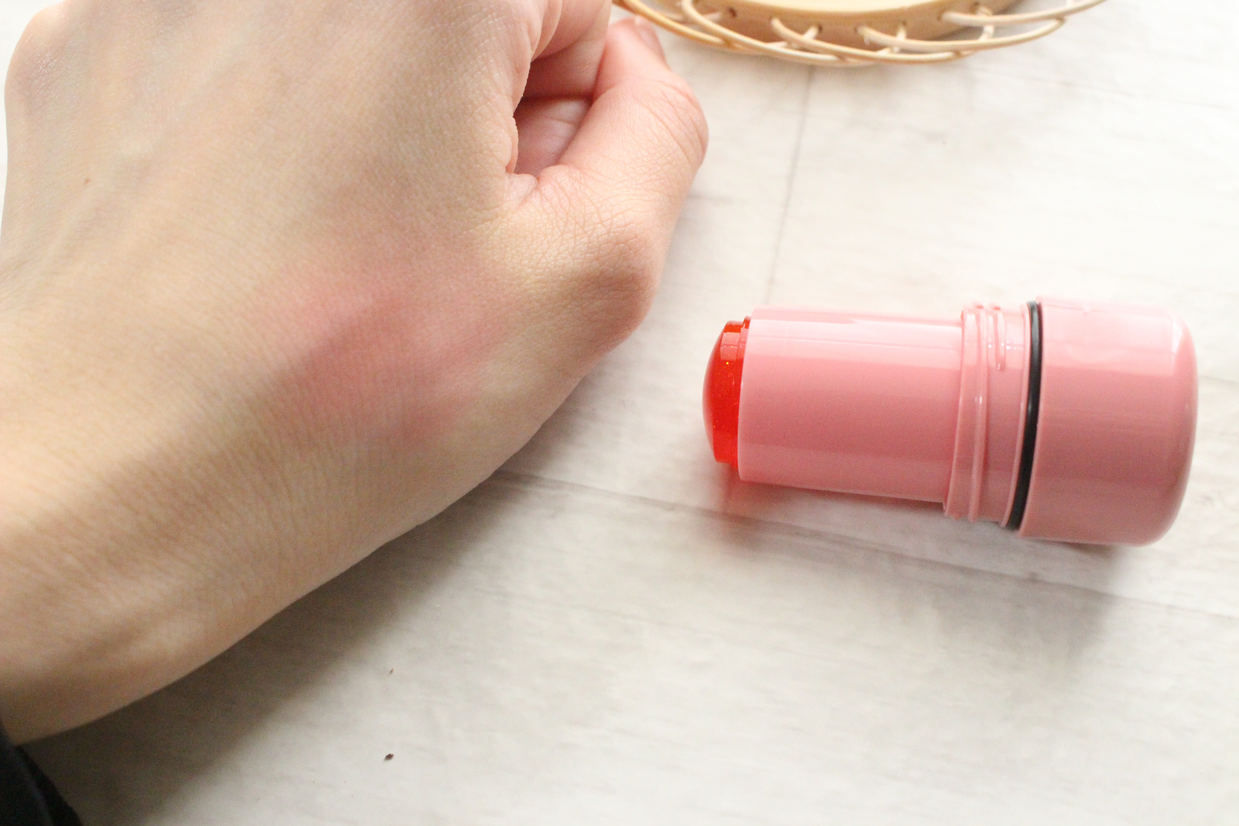 ハイドロゼリーチーク/Ui2./ジェル・クリームチークを使ったクチコミ（3枚目）