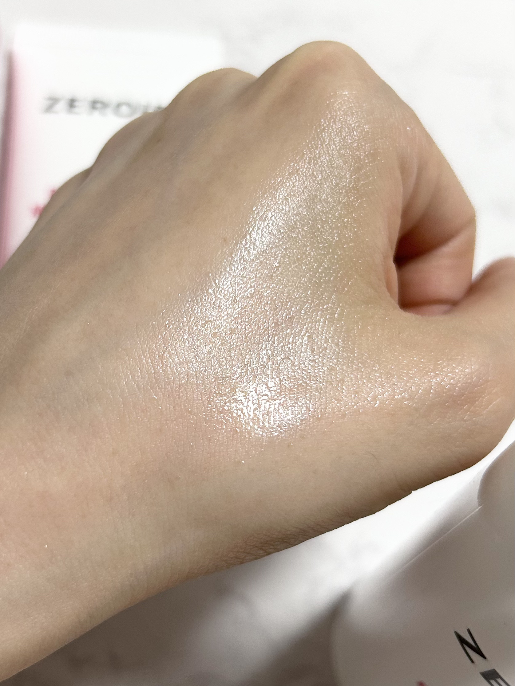 ピンプローブモイスチャーライザー/ZEROID/フェイスクリームを使ったクチコミ（3枚目）