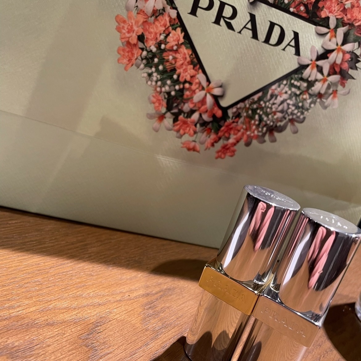 リップ バーム オプティマイジング ケア/PRADA BEAUTY/リップバームを使ったクチコミ（3枚目）