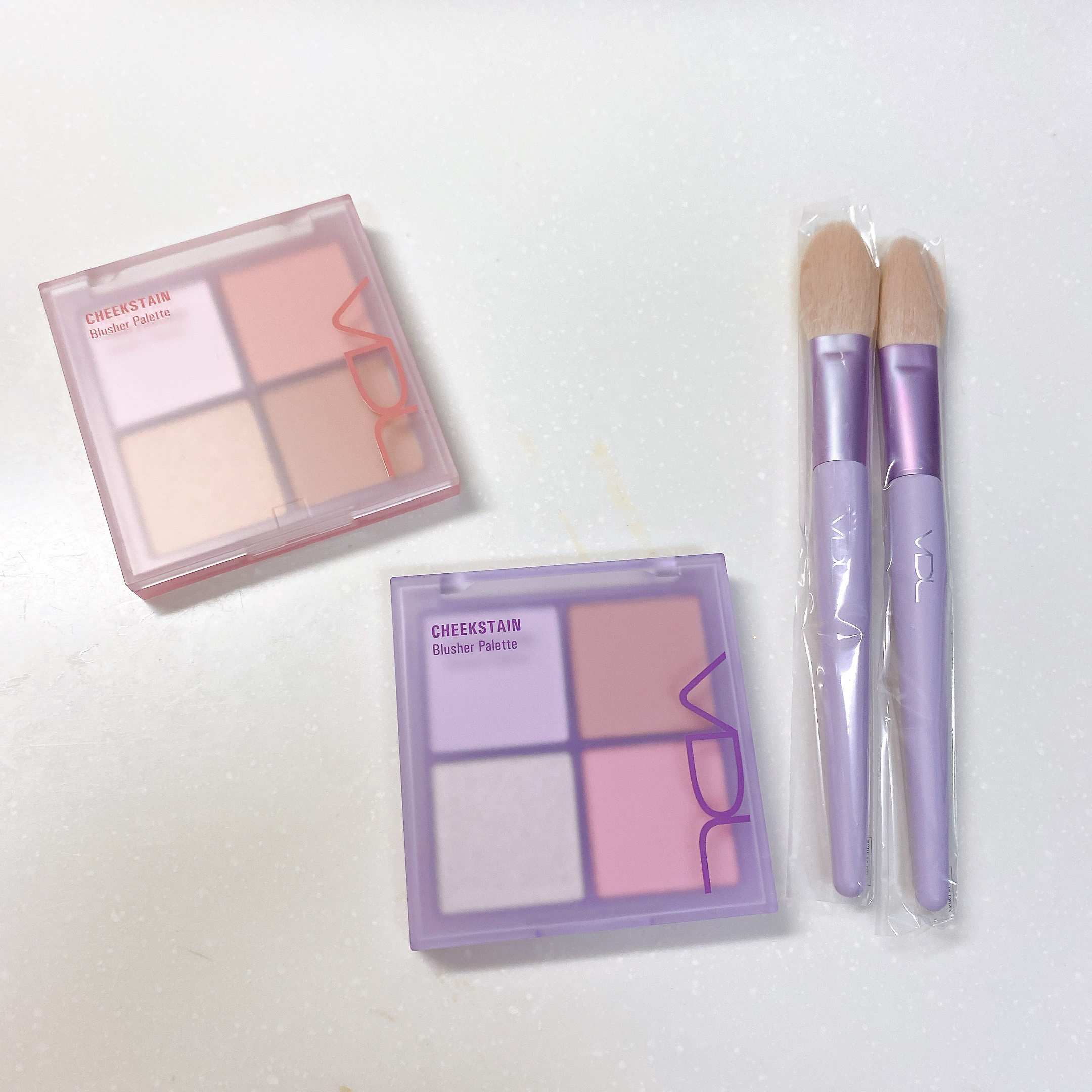 VDL チークステイン ブラッシャー パレット/VDL/パウダーチークを使ったクチコミ（1枚目）