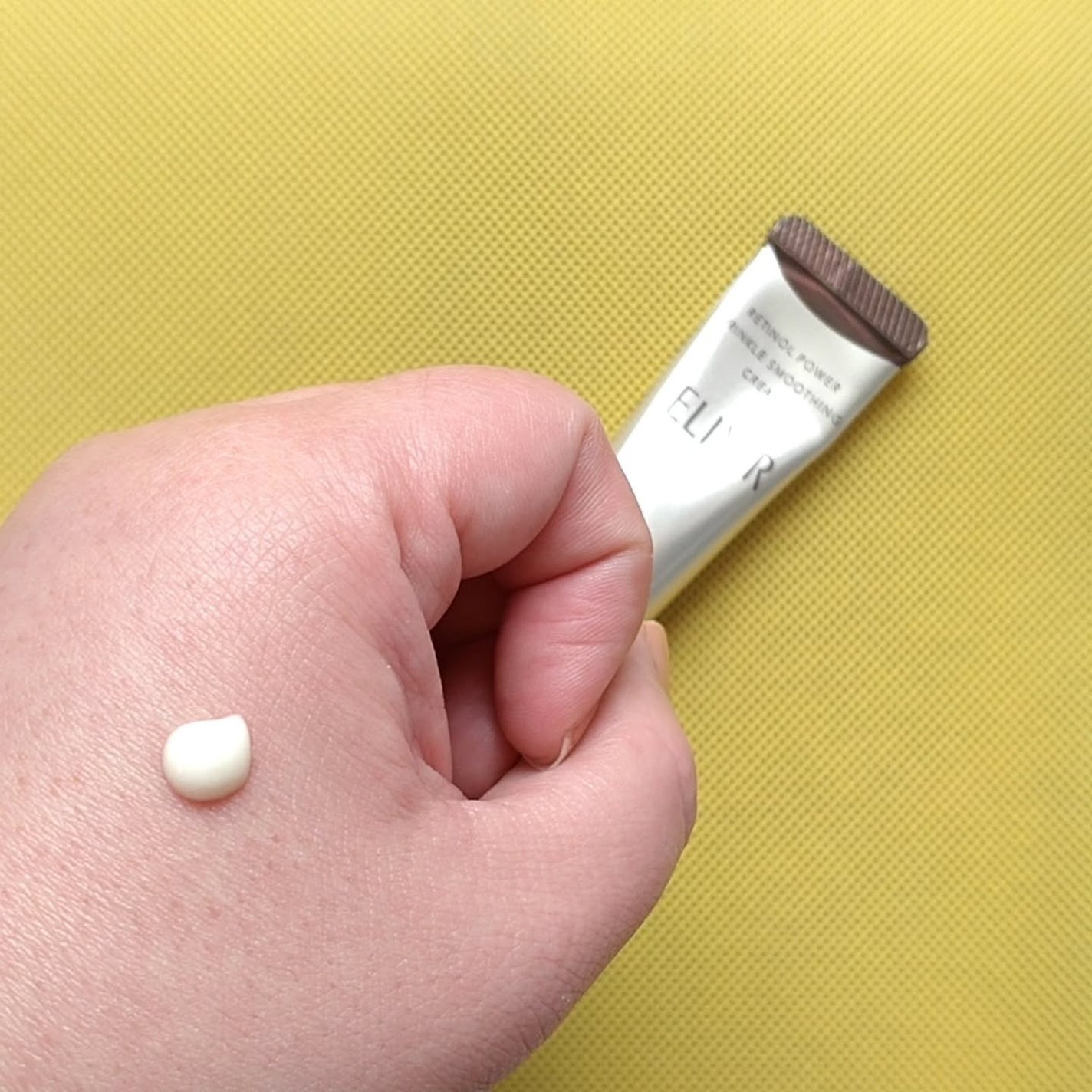 レチノパワー リンクルクリーム /エリクシール/アイケア・アイクリームを使ったクチコミ(4枚目)