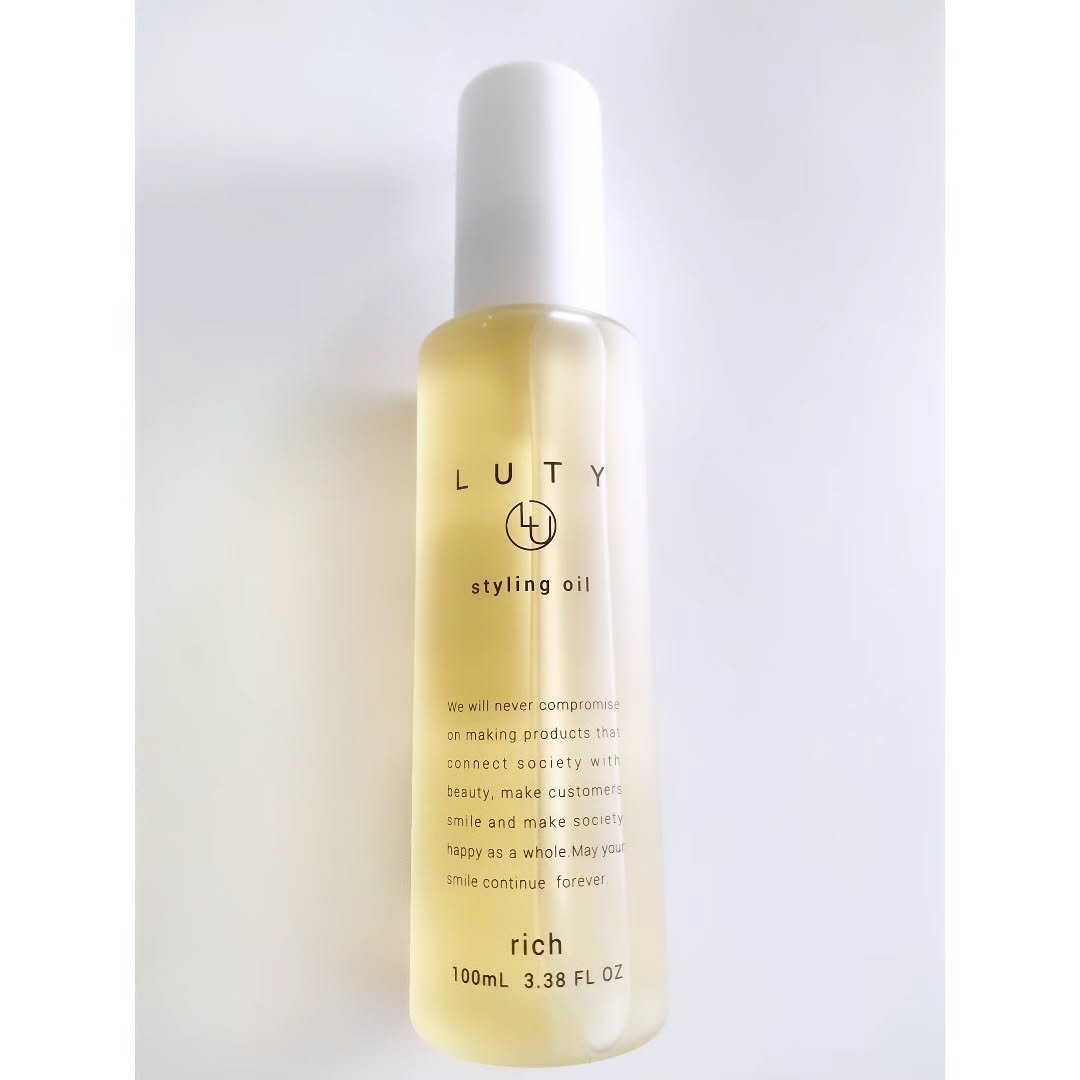 ルーティー スタイリングオイル リッチ/LUTY/ヘアオイルを使ったクチコミ（1枚目）