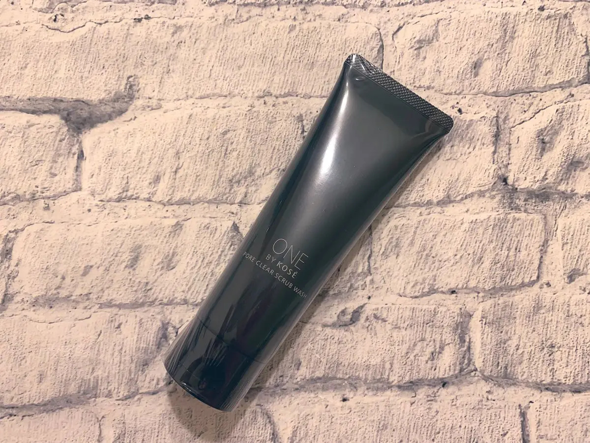 #PR #コーセー

🔖 ONE BY KOSÉ　ポアクリア スクラブ ウォッシュ

毎日使えるスクラブ洗顔。
泡立ち良いし洗い上がりの肌の感じも好き🖤

#ポアクリアスクラブウォッシュ #スクラブ洗顔 #スキンケアの衣替え