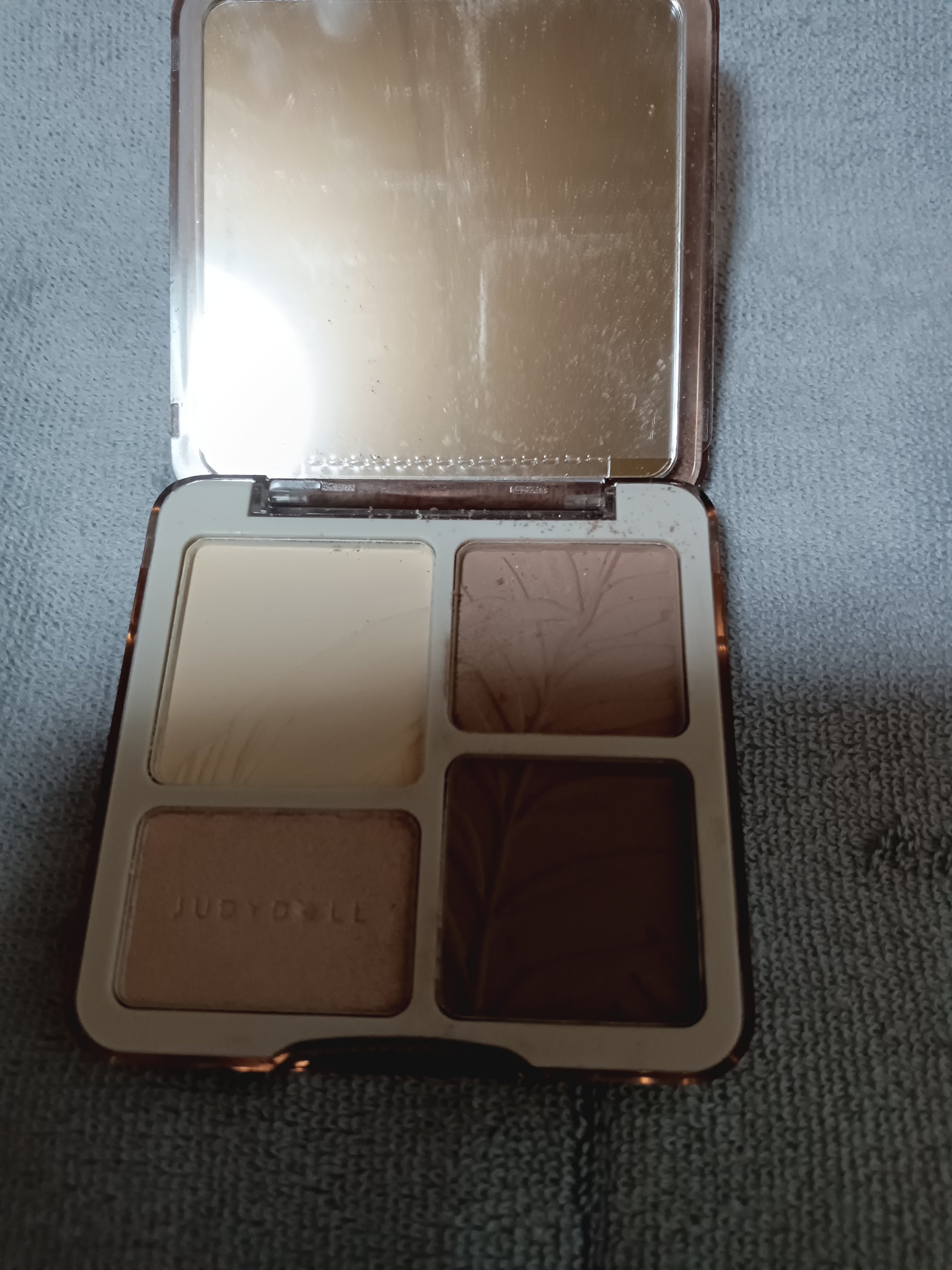 JUDYDOLL メリハリマスターパレット/JUDYDOLL/パウダーハイライトを使ったクチコミ（2枚目）