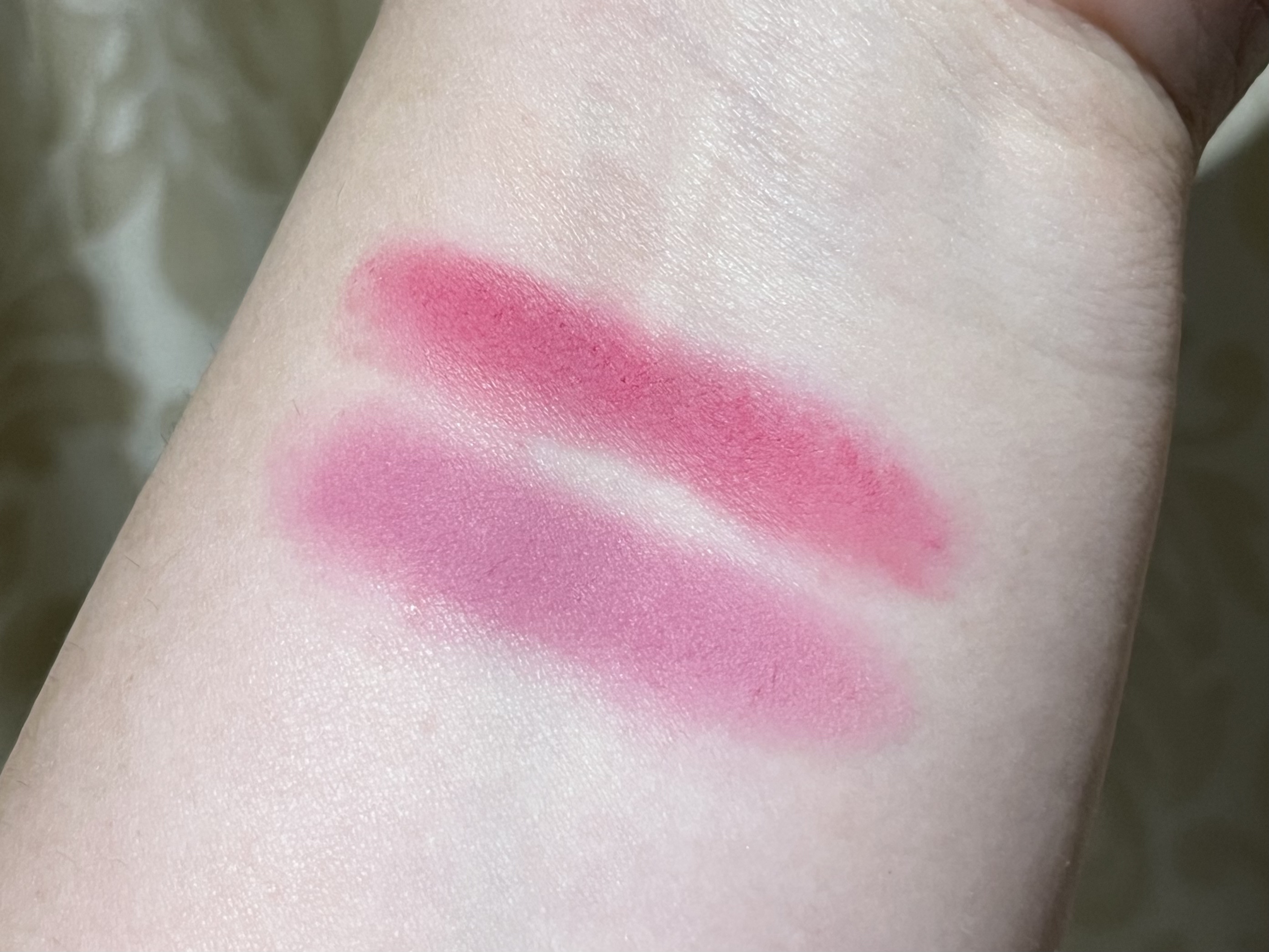 リップアンドチーク ブラーリープリンポット BS04 ブリーズ/fwee/口紅を使ったクチコミ（3枚目）