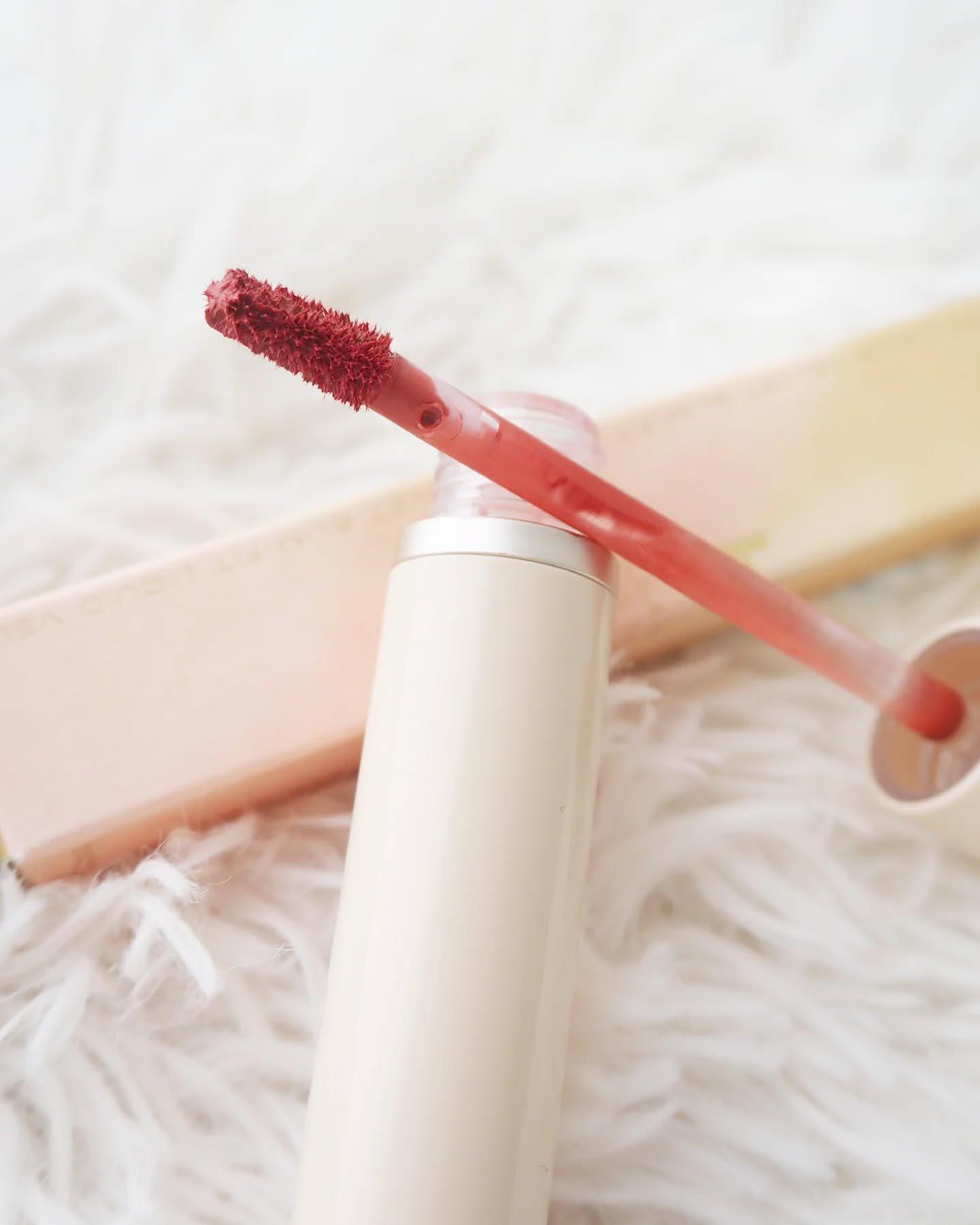 スリムフィットリキッドベルベット/hince/口紅を使ったクチコミ（2枚目）