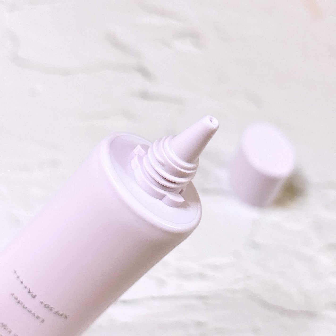 モイストラボ トーンアップ下地/Moist Labo/化粧下地を使ったクチコミ(2枚目)