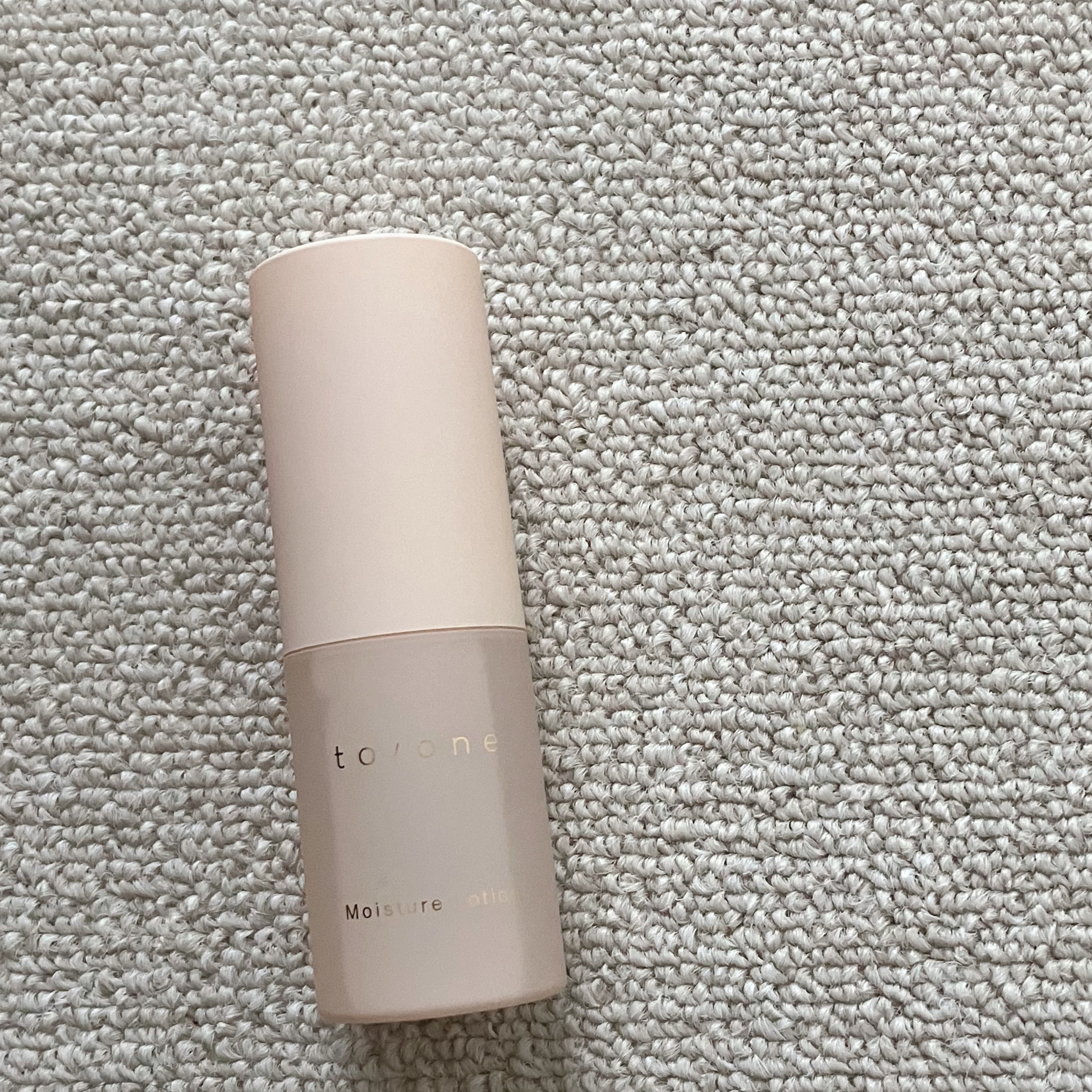 to/one モイスチャー ローション (M) のクチコミ「
tooneのローション🫶
さらっとしてるけど、馴染ませると
しっかり肌の内側から潤ってくれて.....」（1枚目）