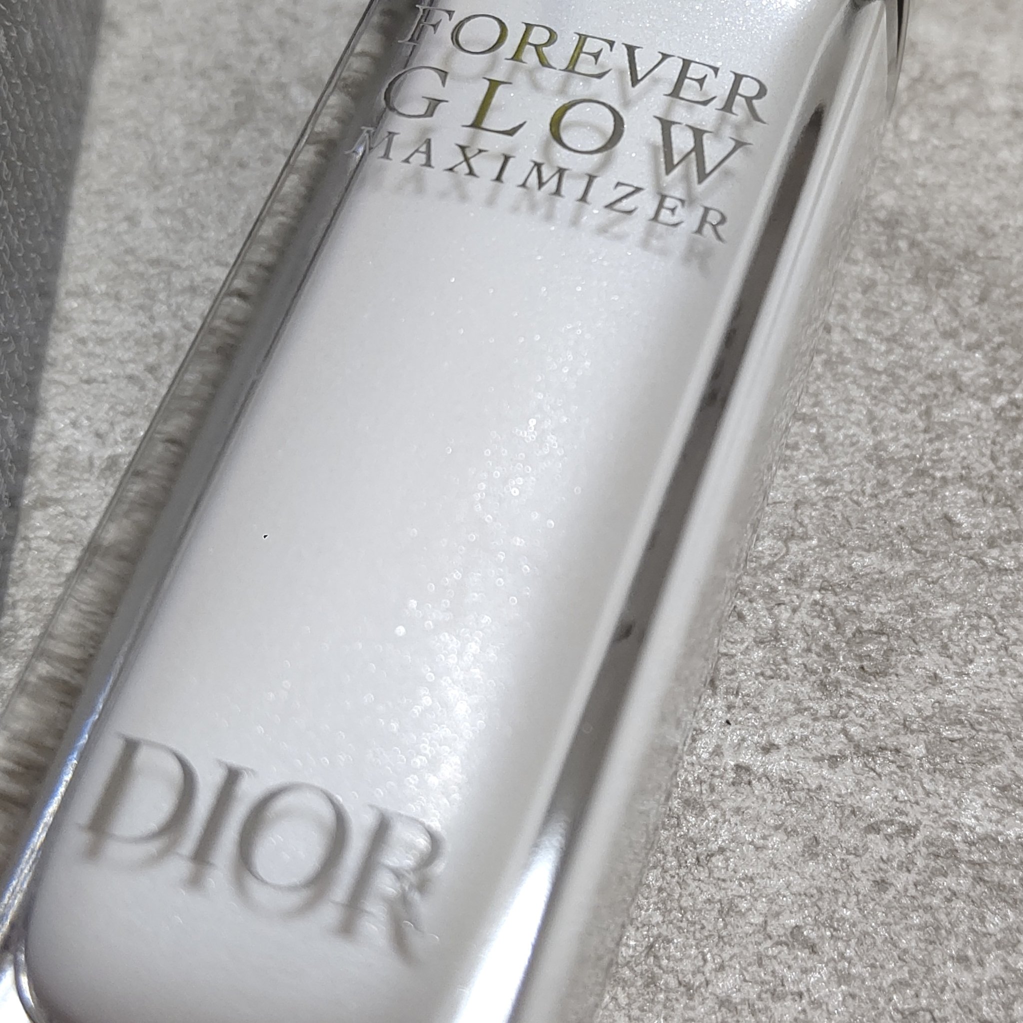 ディオールスキン フォーエヴァー グロウ マキシマイザー 012 パーリー/Dior/ハイライトを使ったクチコミ（2枚目）