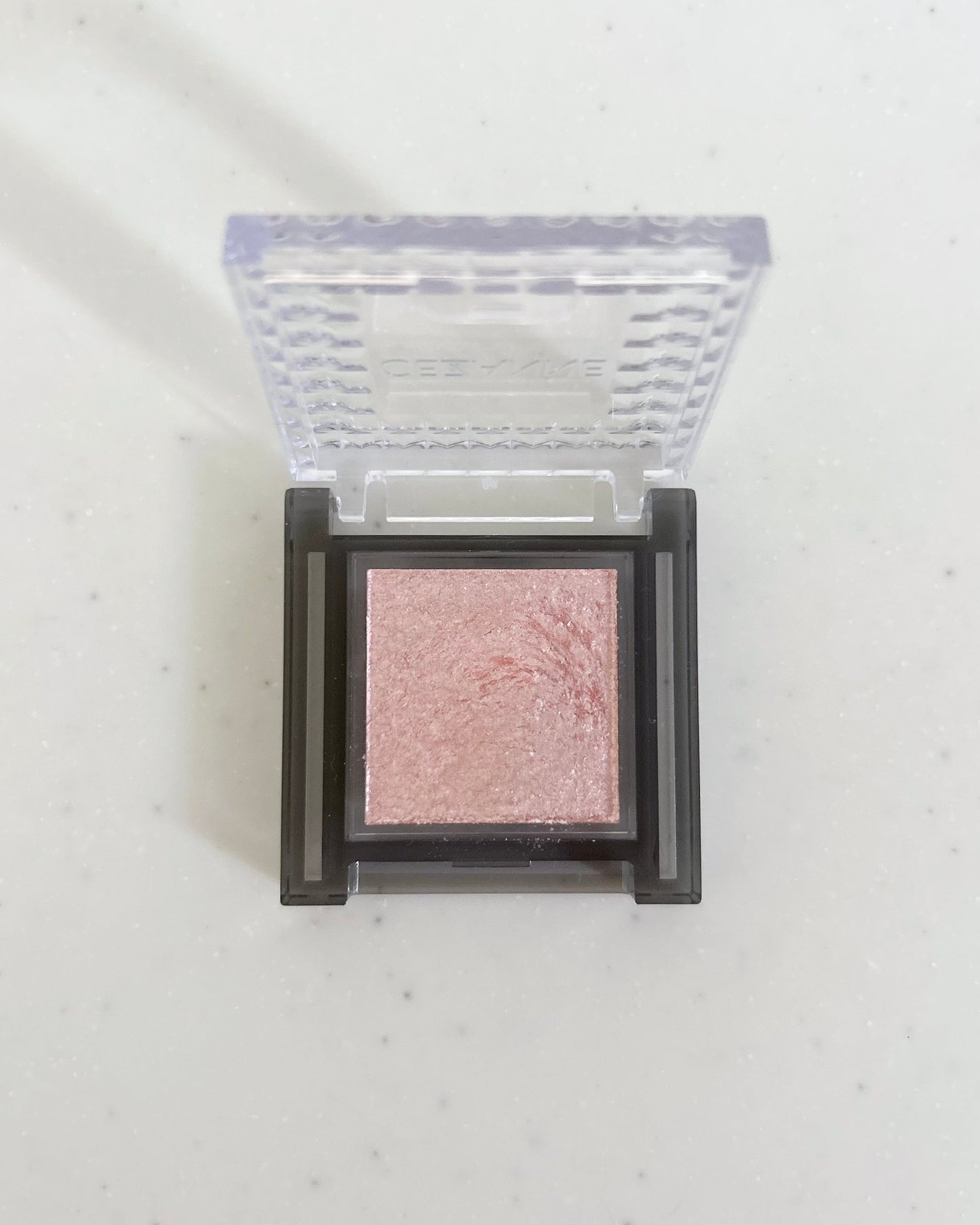 シングルシャイニーアイシャドウ/CEZANNE/アイシャドウを使ったクチコミ(2枚目)