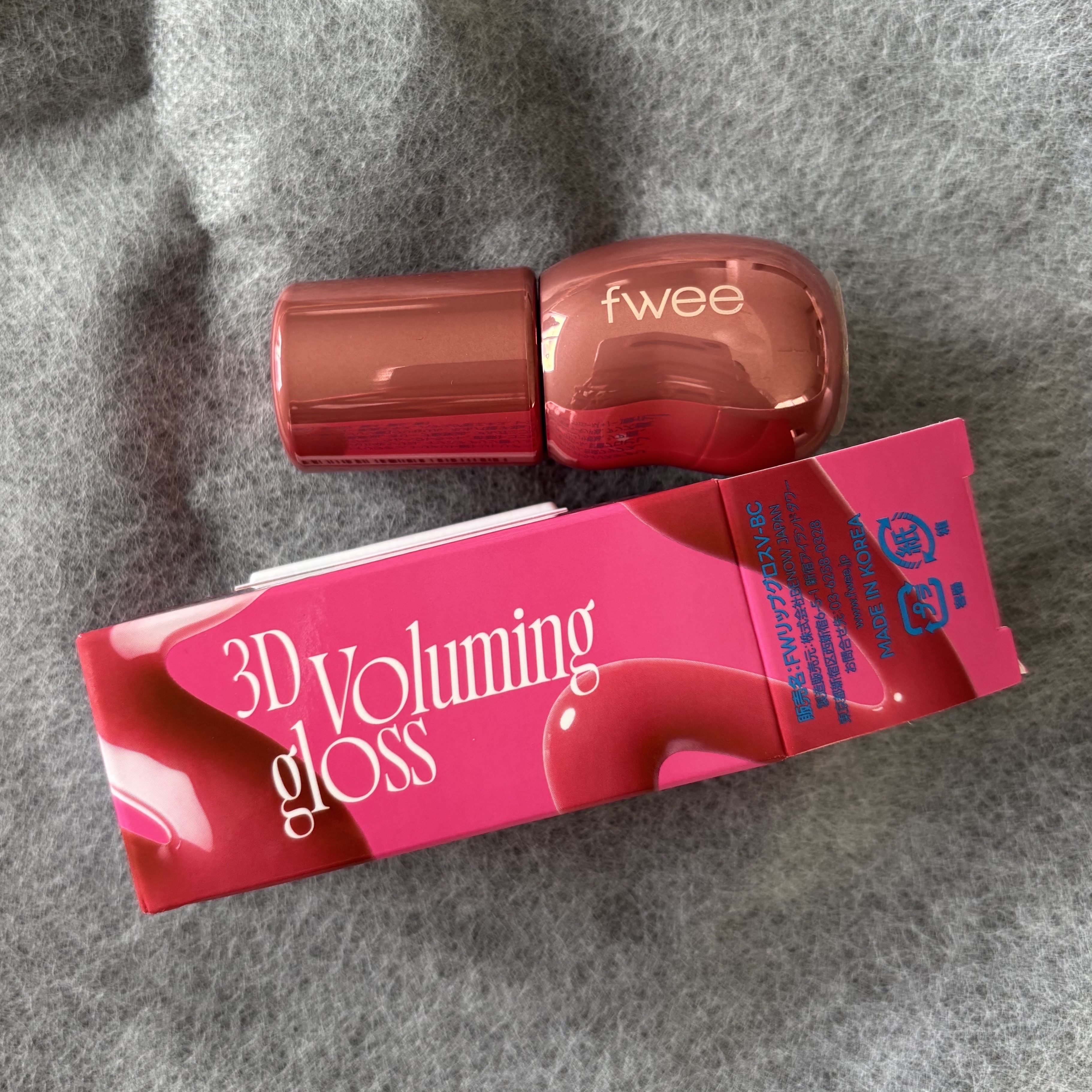 フィー 3Dボリューミンググロス B08 ロージー  70％/fwee/リップグロスを使ったクチコミ（1枚目）