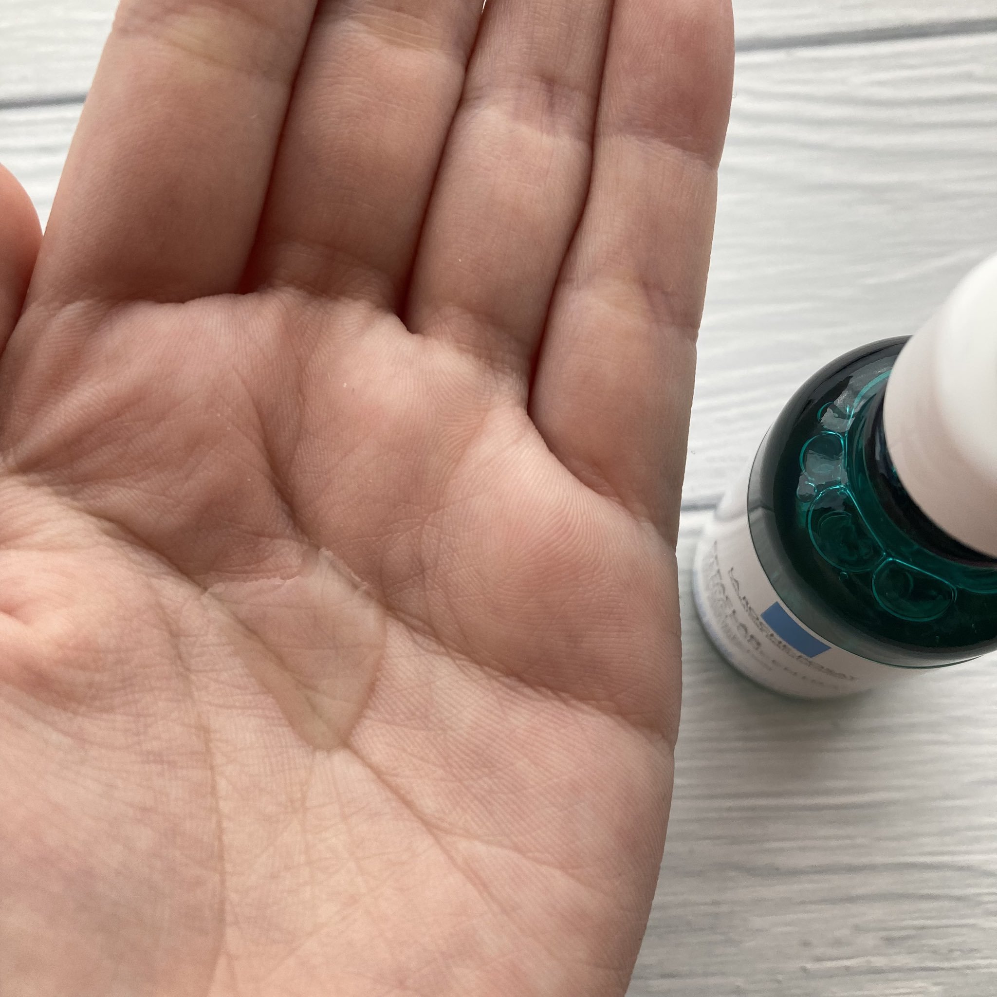 エファクラ ピールケア セラム/ラ ロッシュ ポゼ/美容液を使ったクチコミ（2枚目）