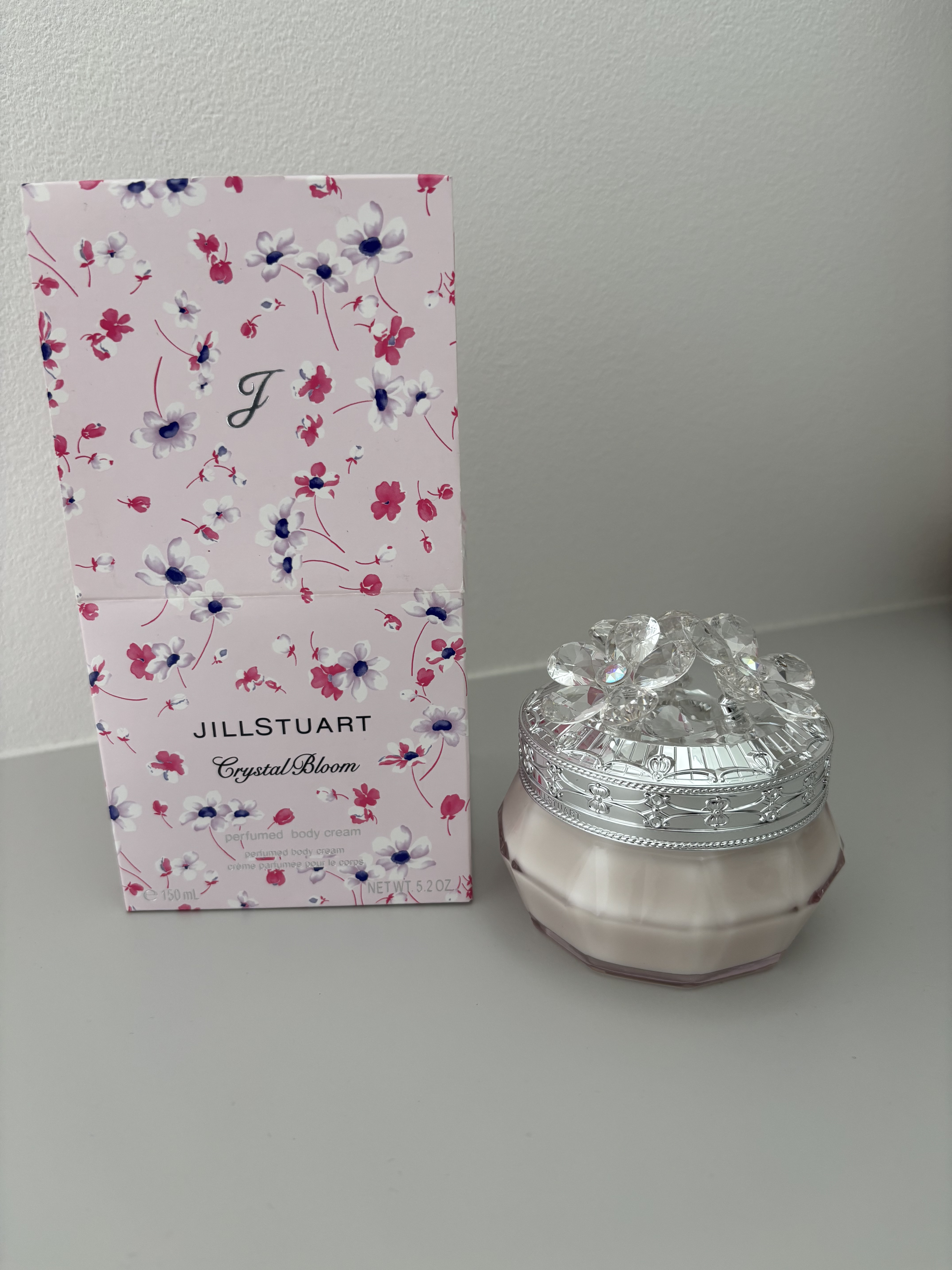 クリスタルブルーム パフュームド ボディクリーム/JILL STUART/ボディクリームを使ったクチコミ（1枚目）