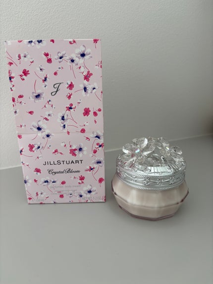 クリスタルブルーム パフュームド ボディクリーム/JILL STUART/ボディクリームを使ったクチコミ(1枚目)