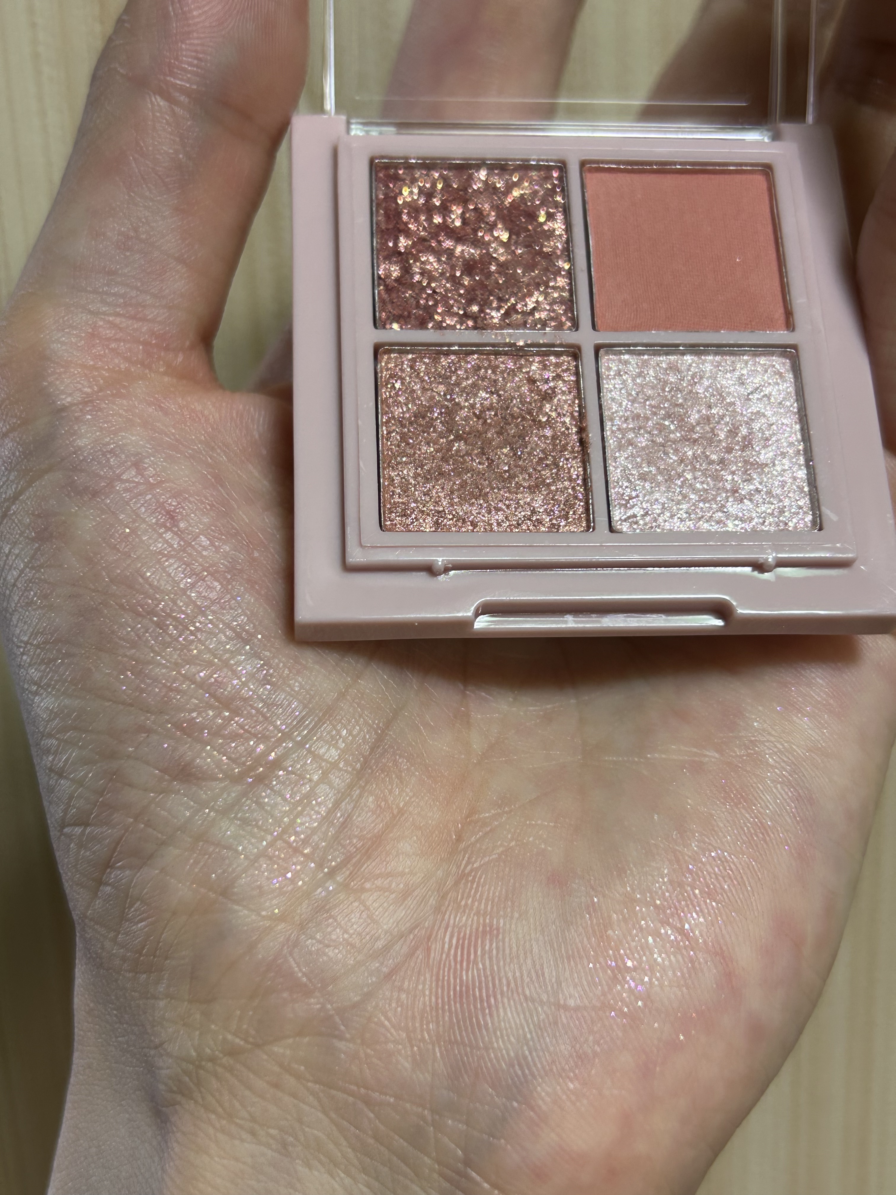 KM ドリームアイシャドウパレット/Kyumme/アイシャドウパレットを使ったクチコミ（2枚目）