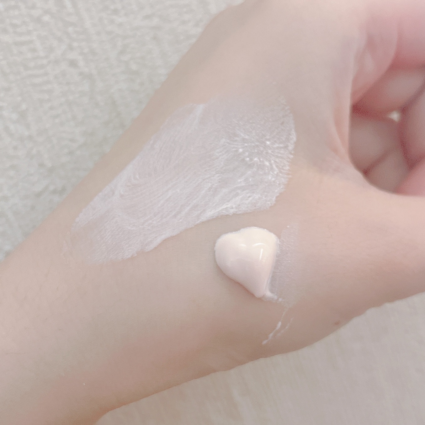 ウィーラブサン ジェントルトーンアップ UVクリーム/FEMMUE/日焼け止めクリームを使ったクチコミ（2枚目）