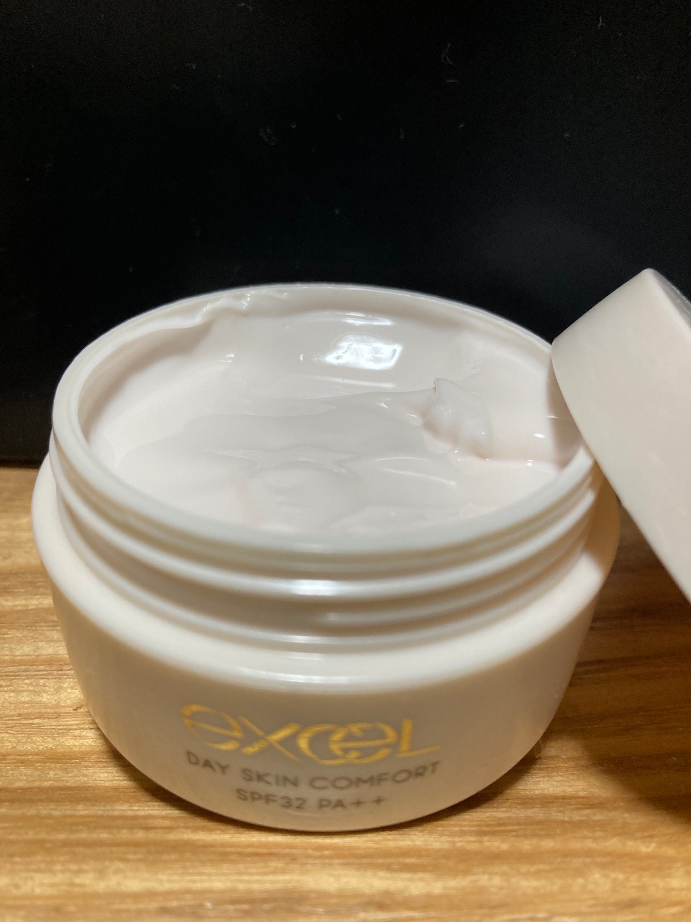 デイスキンコンフォート/excel/フェイスクリームを使ったクチコミ(1枚目)