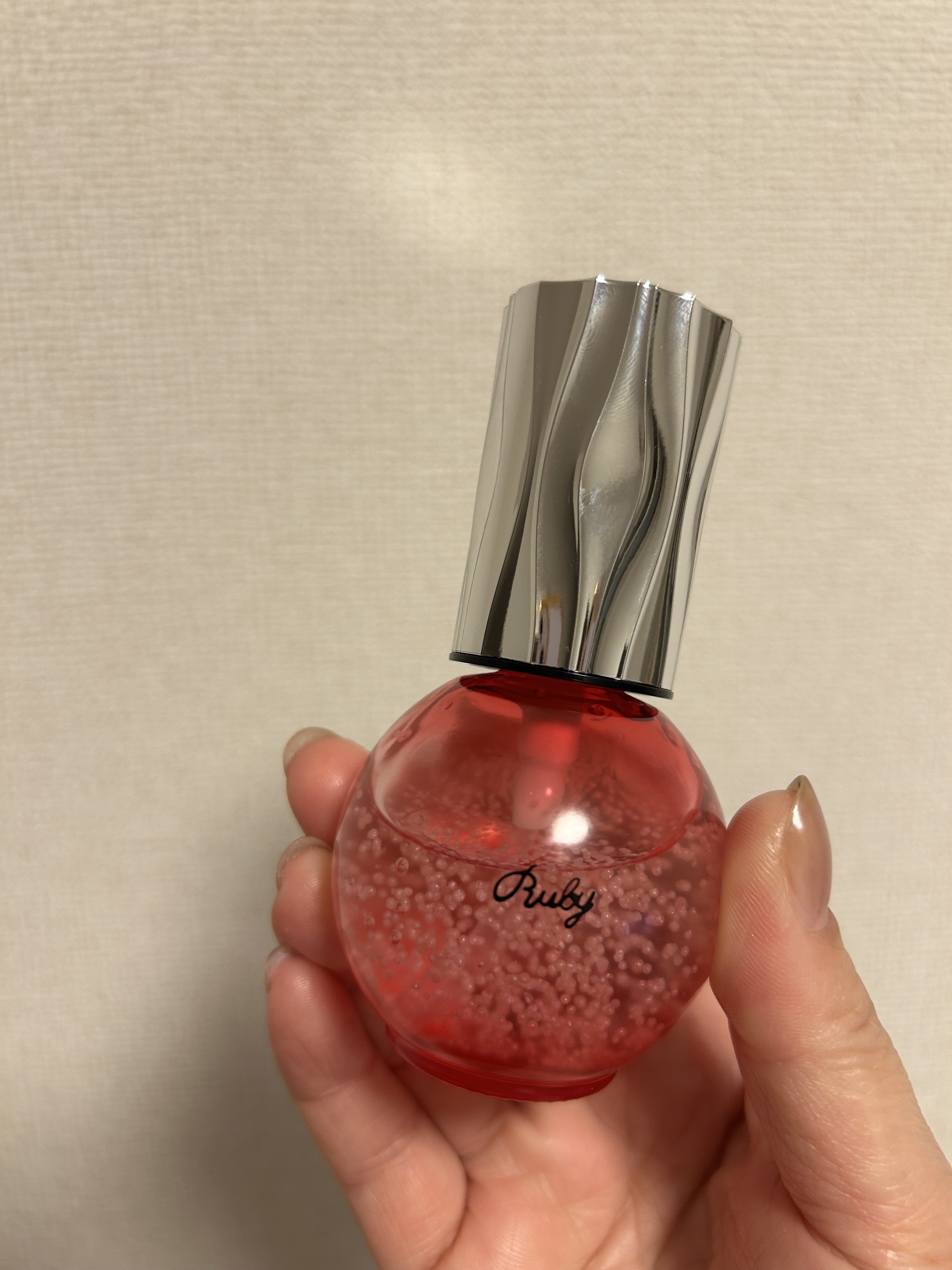 キャビアドットブースター ルビーカラーボトル/DEW/ブースター・導入液を使ったクチコミ（2枚目）